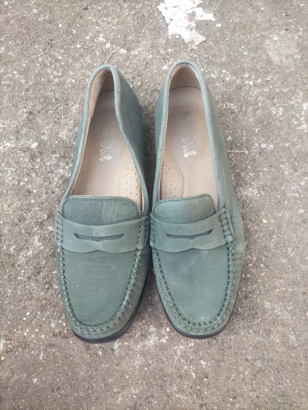 Ladies Van Dad Size 37 Green Slip On Shoe