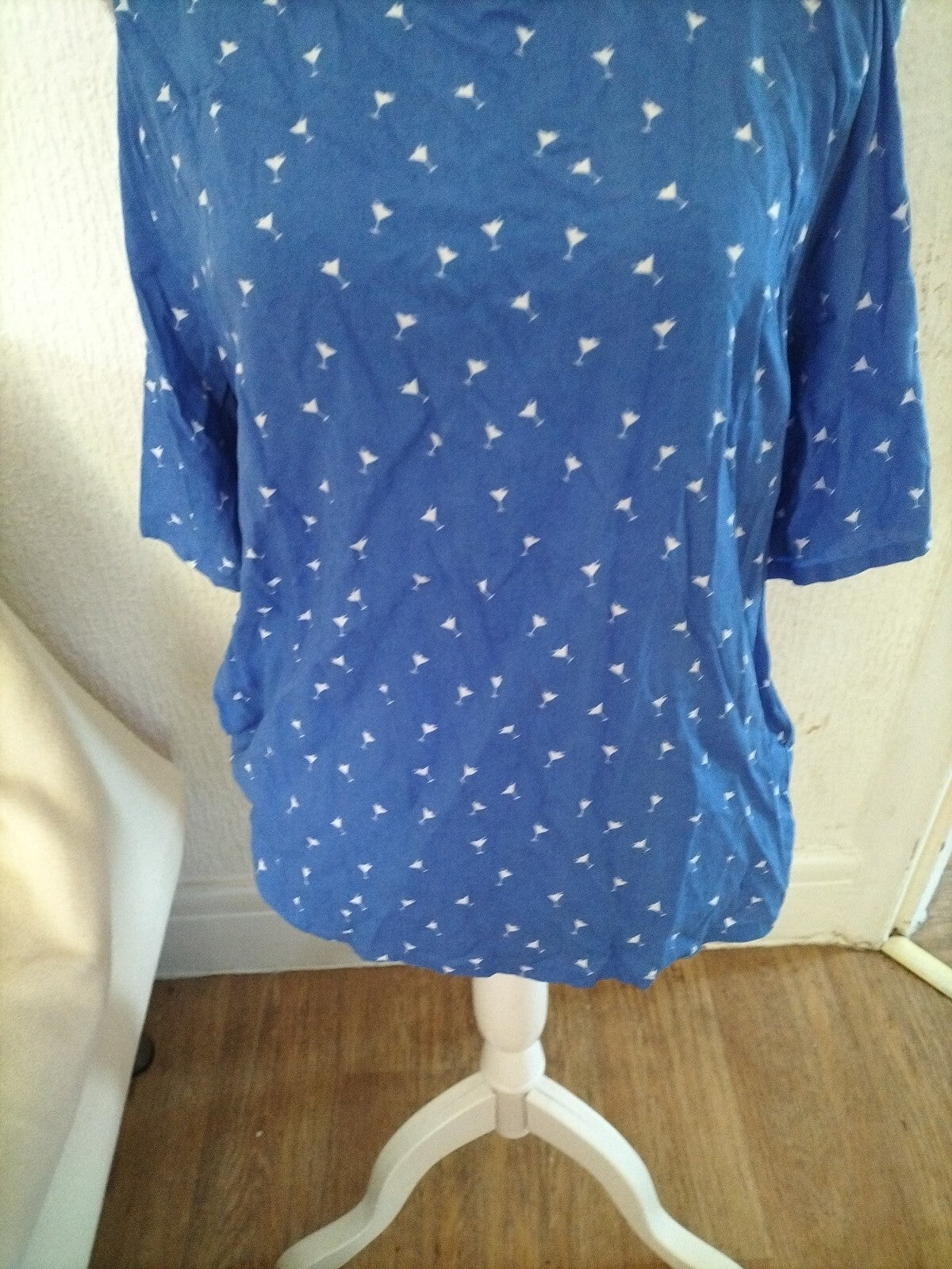 Ladies Sugarhill Size 14 Blue Open Shoulder Blouse