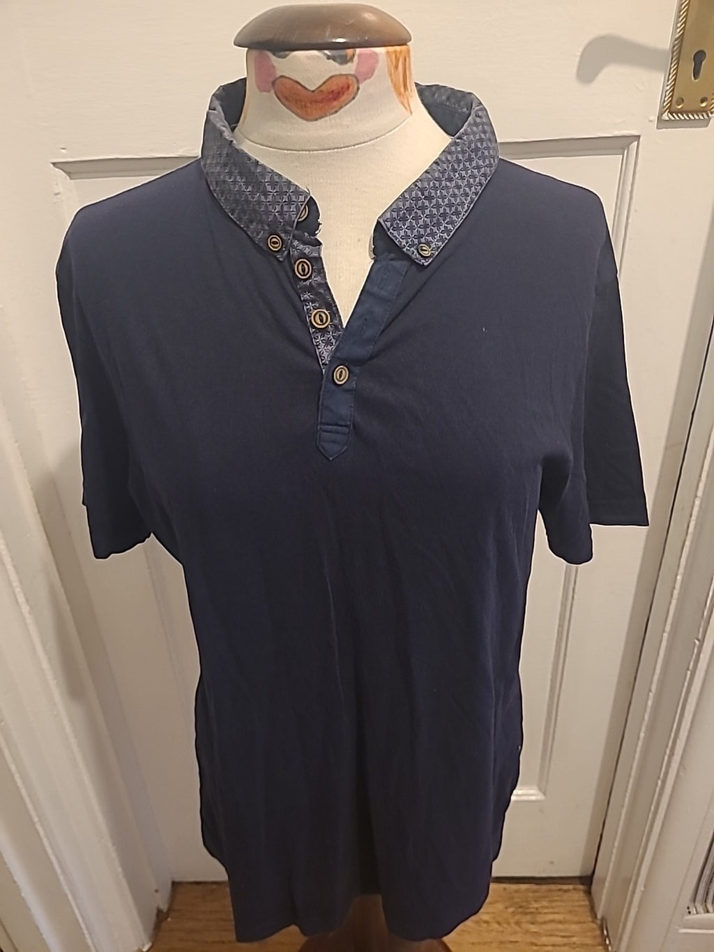 Mens Tu Size Medium Premium Navy With Detailed Collar Polo