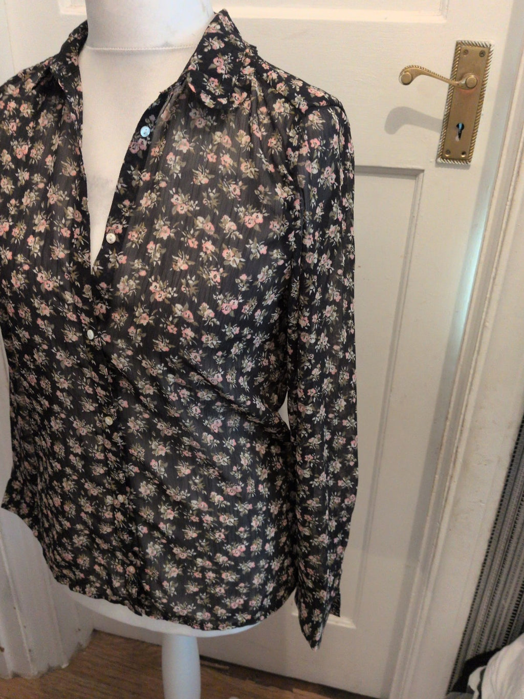 Ladies H&M Size 10 Black Floral Semi See Through Long Sleeve Buttoned Blouse
