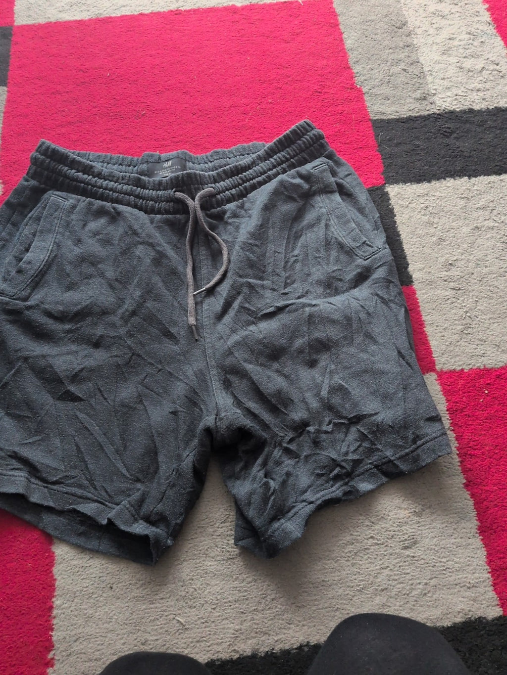 H&M Size Medium Mid Length Shorts Regular Fit Grey