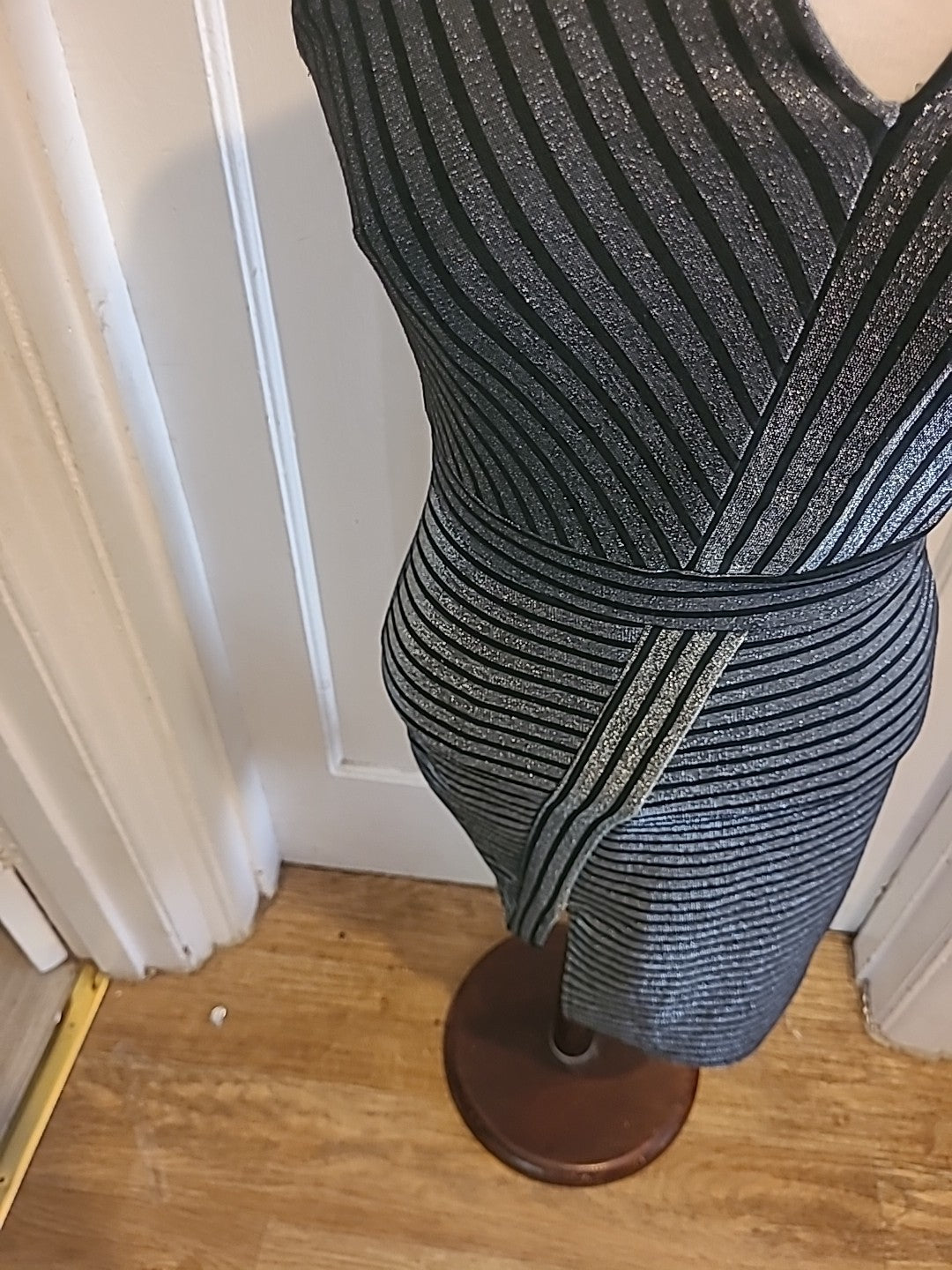 Ladies Miss Selfridge Size 10 Silver Split Hem Sleeveless Dress