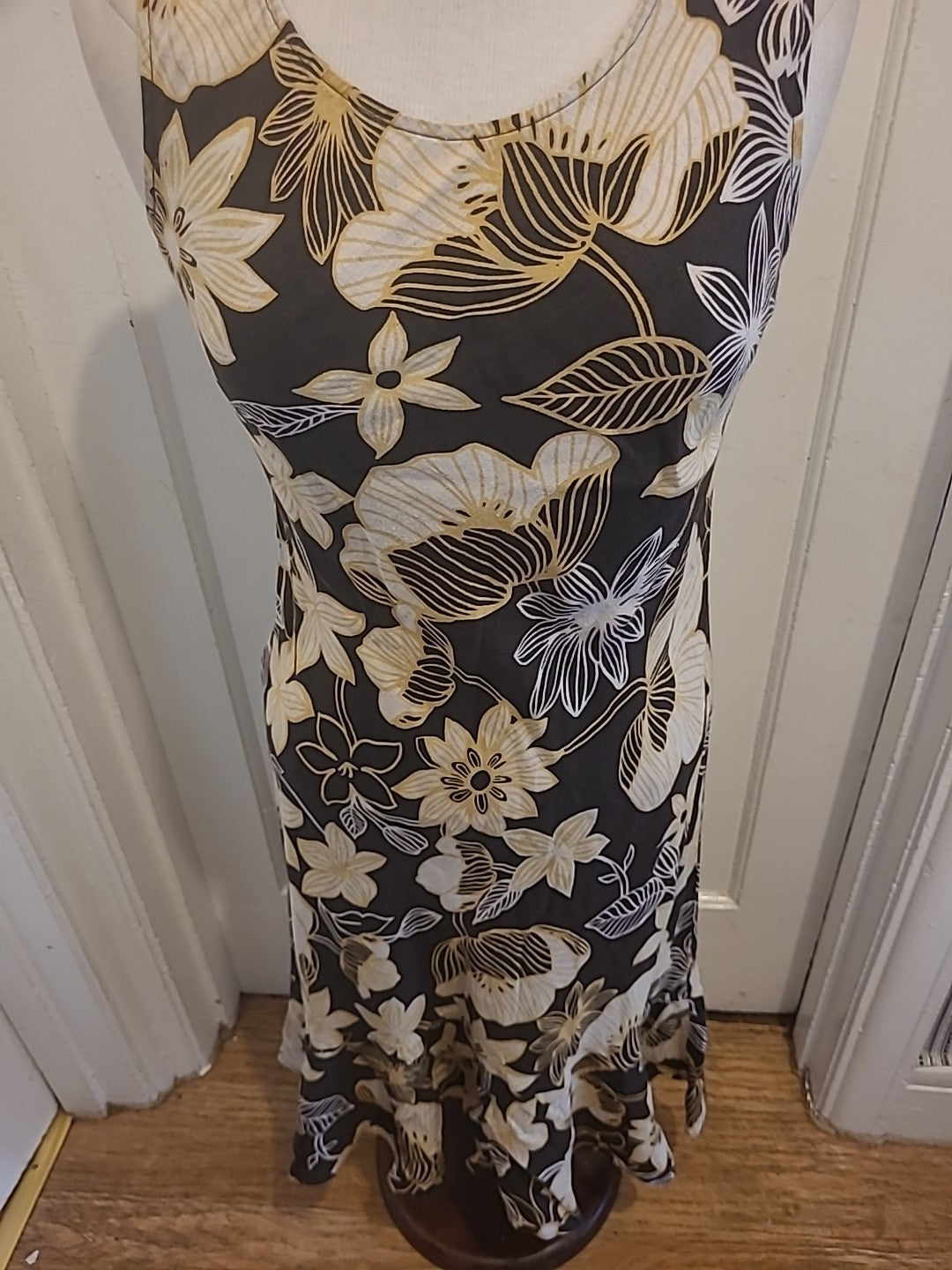 Ladies Hobbs Size 12 Beige/Dark Brown Vintage Sleeveless Dress