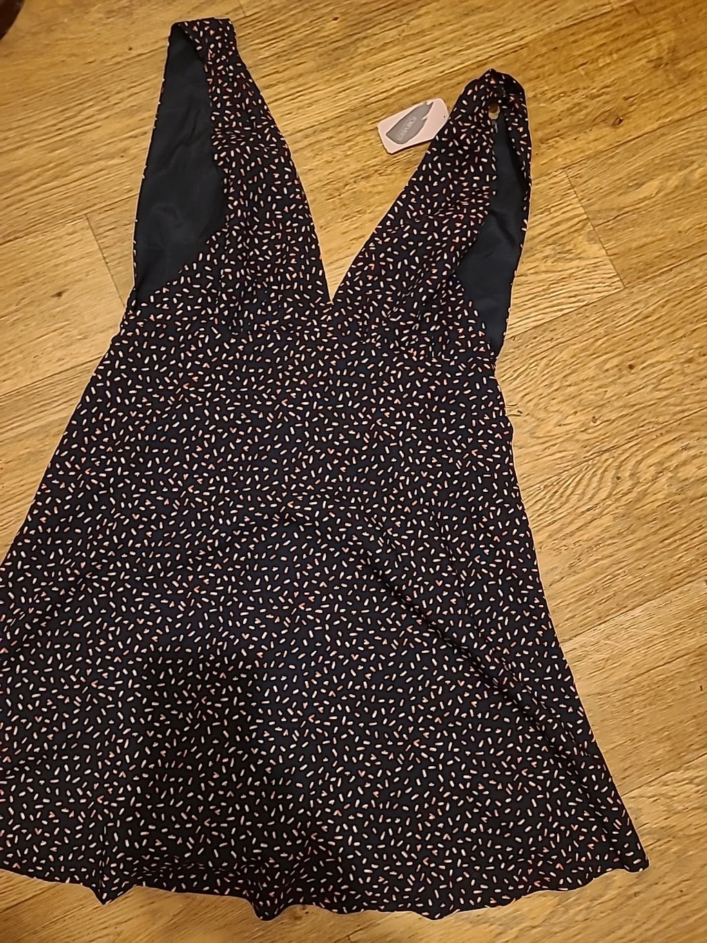 Brand New Ladies Forever21 Size Small Navy/Coral Sleeveless Dress
