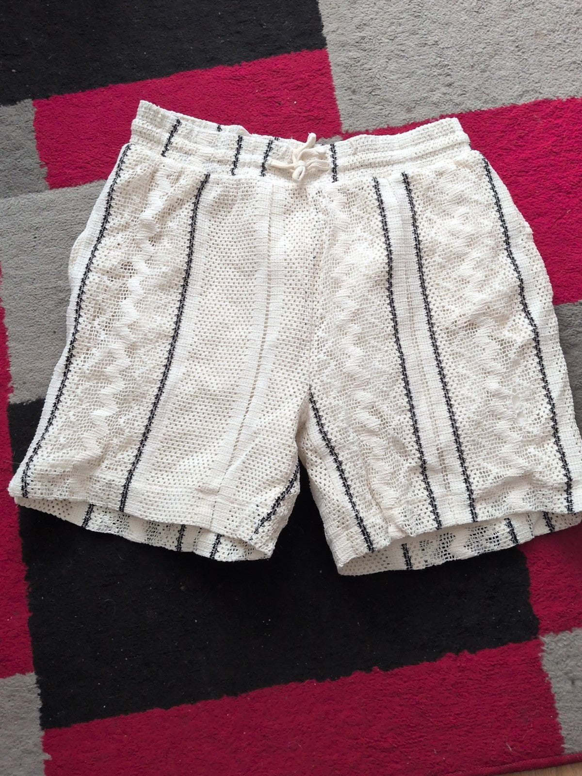 River Island Large Cream And Navy Shorts