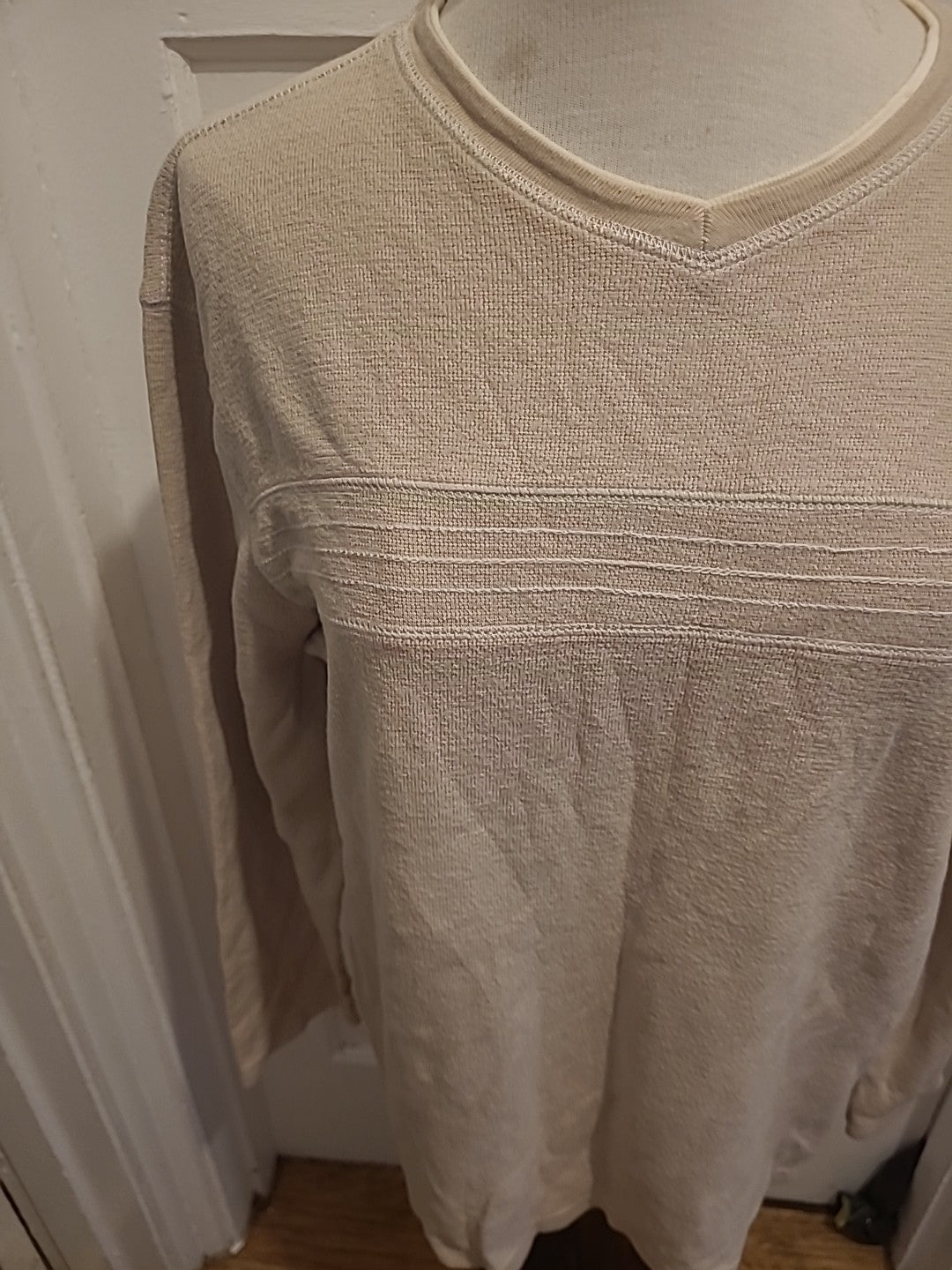 Mens Maine Size Medium Beige V Neck Long Sleeved Pullover Jumper