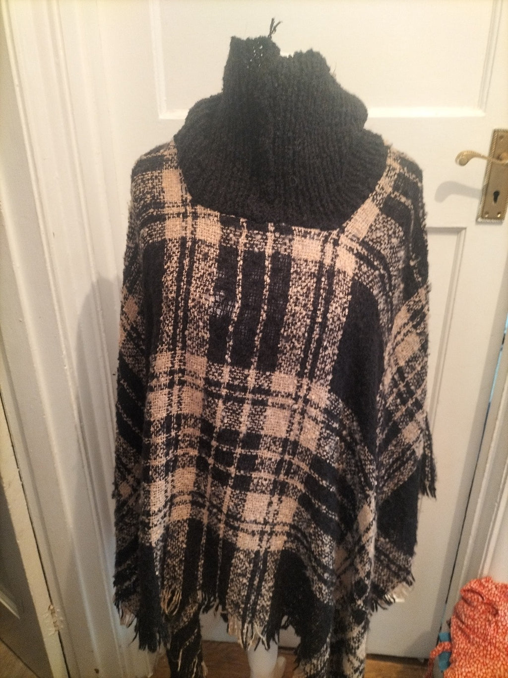 Wild Flower One Size Brown And Black Poncho