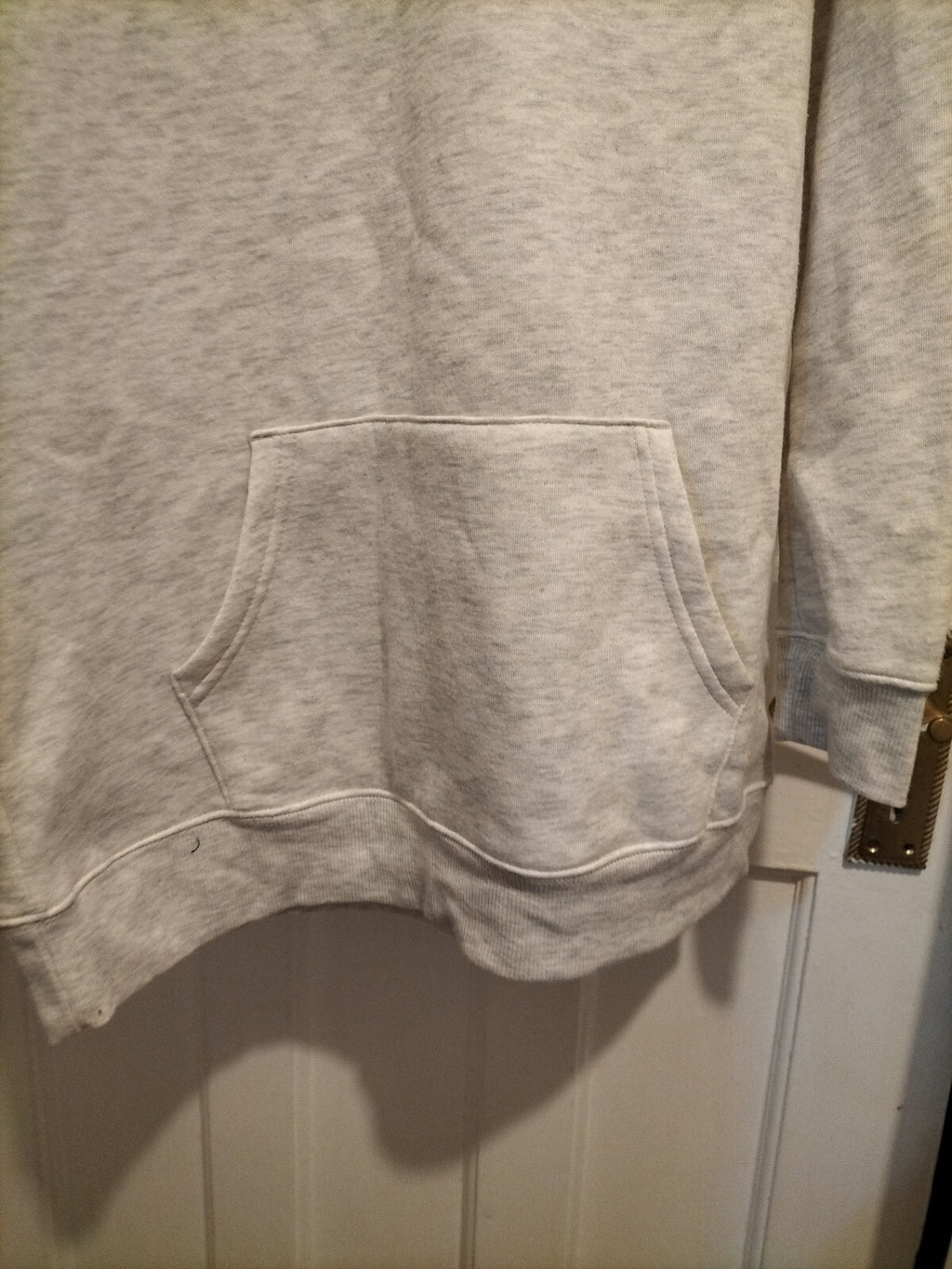 Ladies Papaya Size Small White Long Sleeved Hooded Jumper