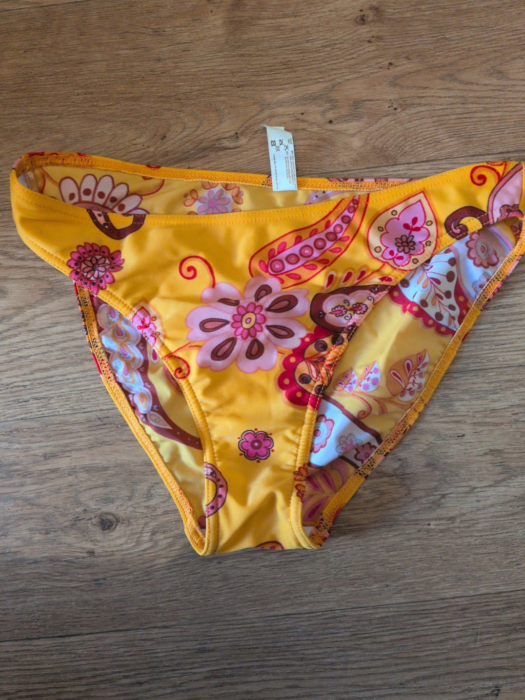 Ladies Hechter Size 16 Orange Bikini Bottoms