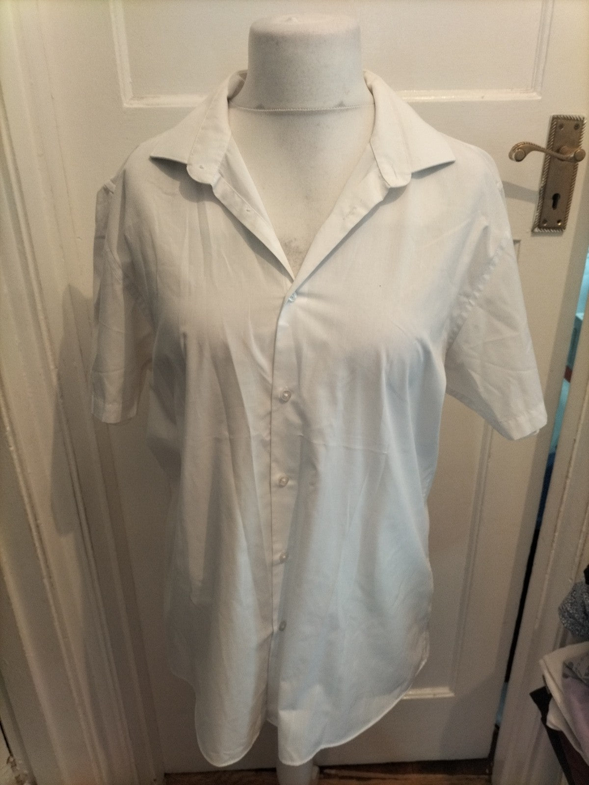 Primark 17" White Slim Fit Short Sleeve Shirt