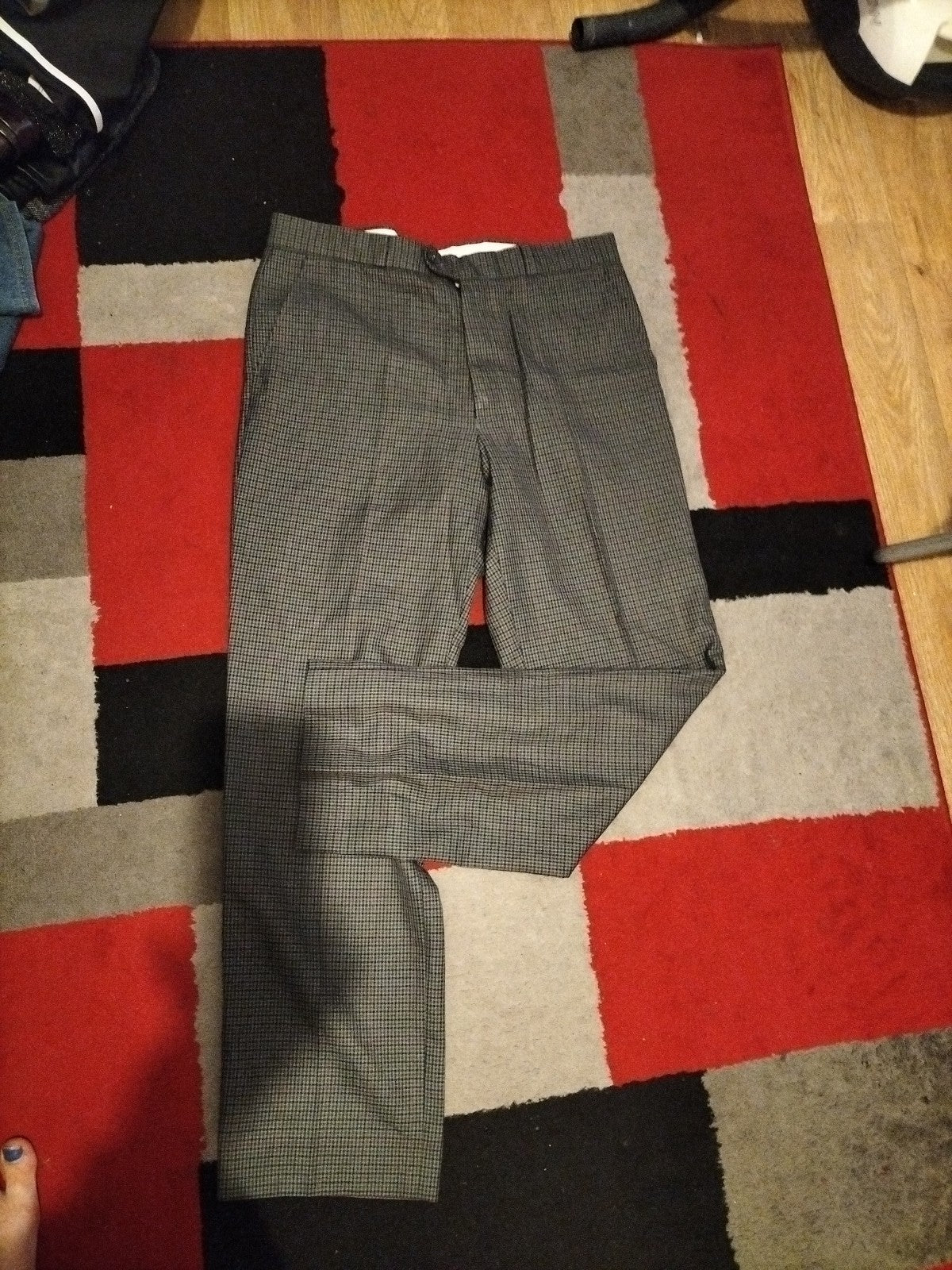 Ladies Size 36r Green Check Smart Trousers