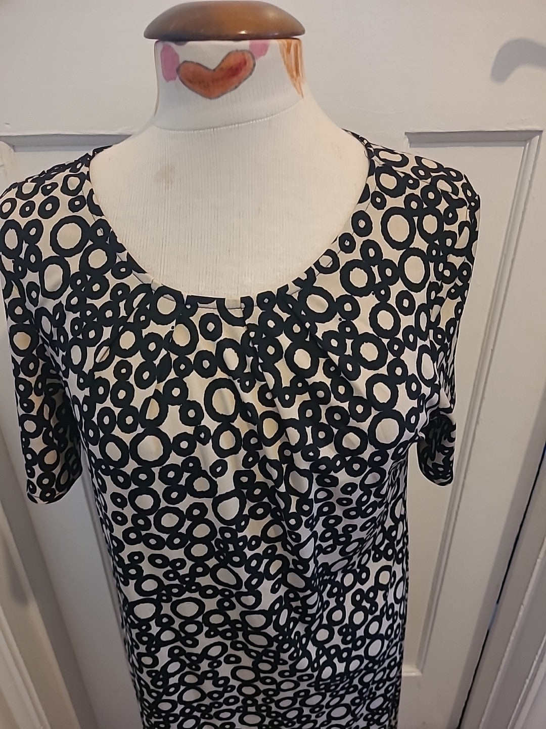 Ladies M+S Size 14 Light Brown Black Circle Design Short Sleeved Dress
