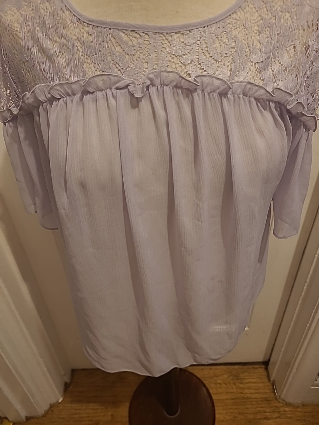 Brand New Ladies George Size 10 Lilac Lace Detailed Short Sleeved Tshirt