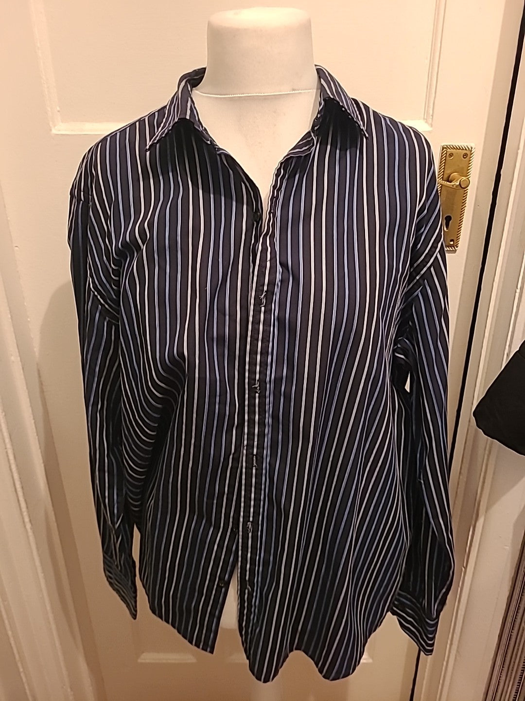 Mens Tu Size XL Black/Grey/Blue Striped Shirt Long Sleeved