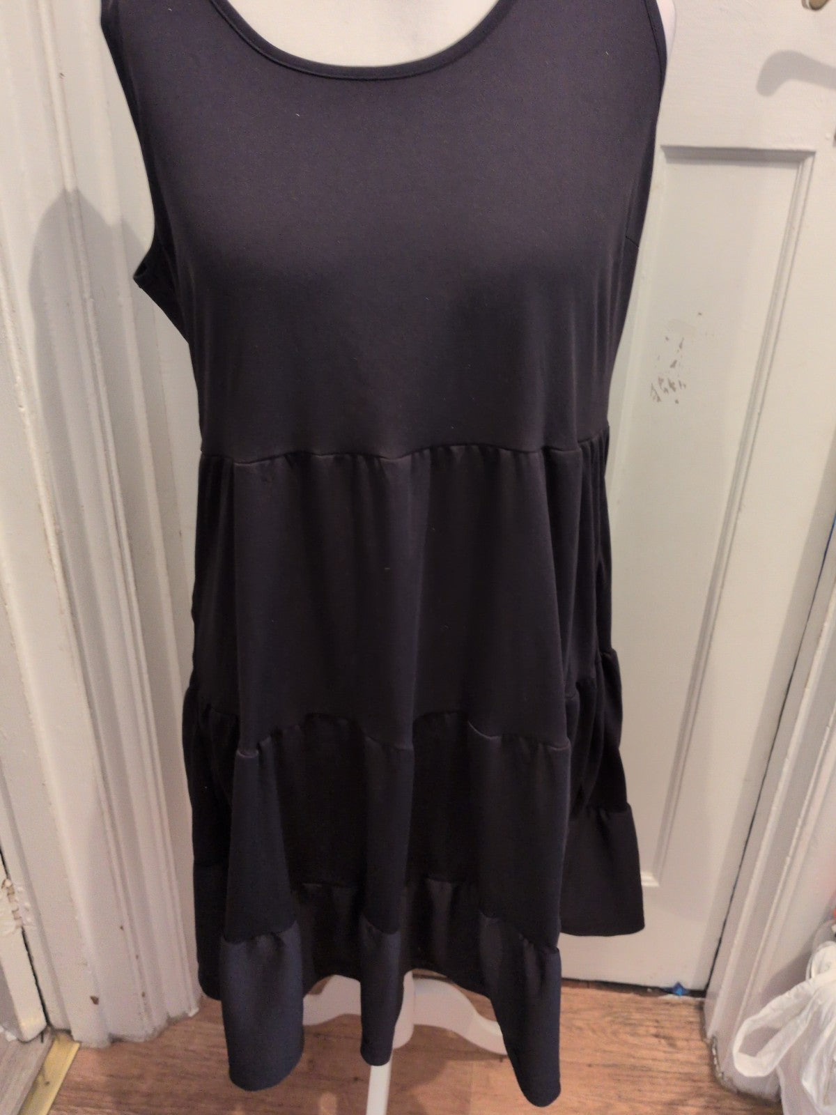 XL Black Sleeveless Round Neck Midi Dress