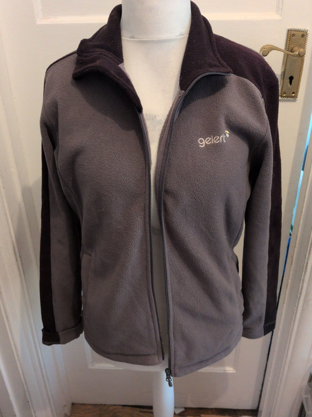 Gelert Medium Grey And Black Full Zip Jumper