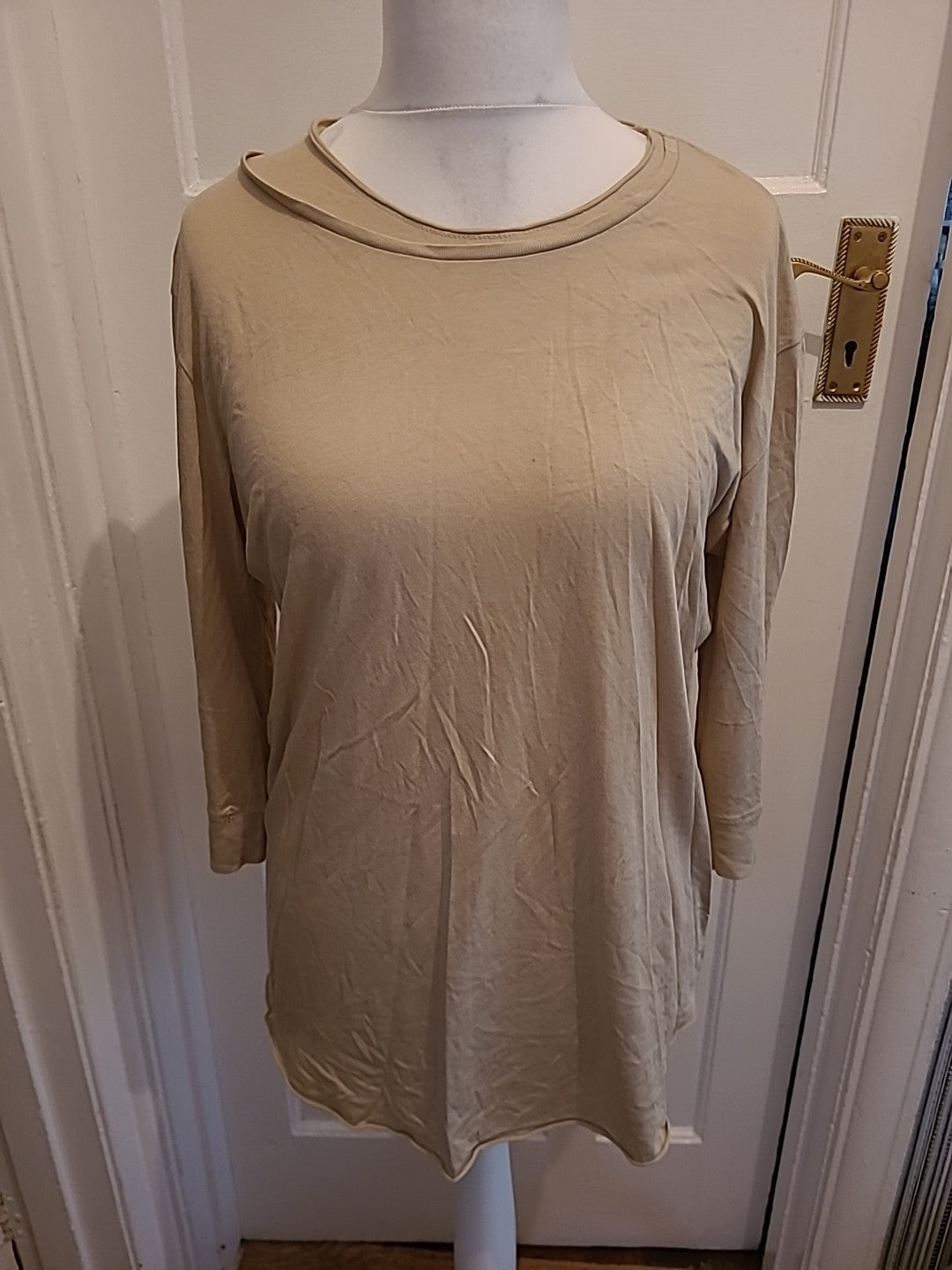 Mens Zara Size Large Beige 3/4 Sleeved Tshirt