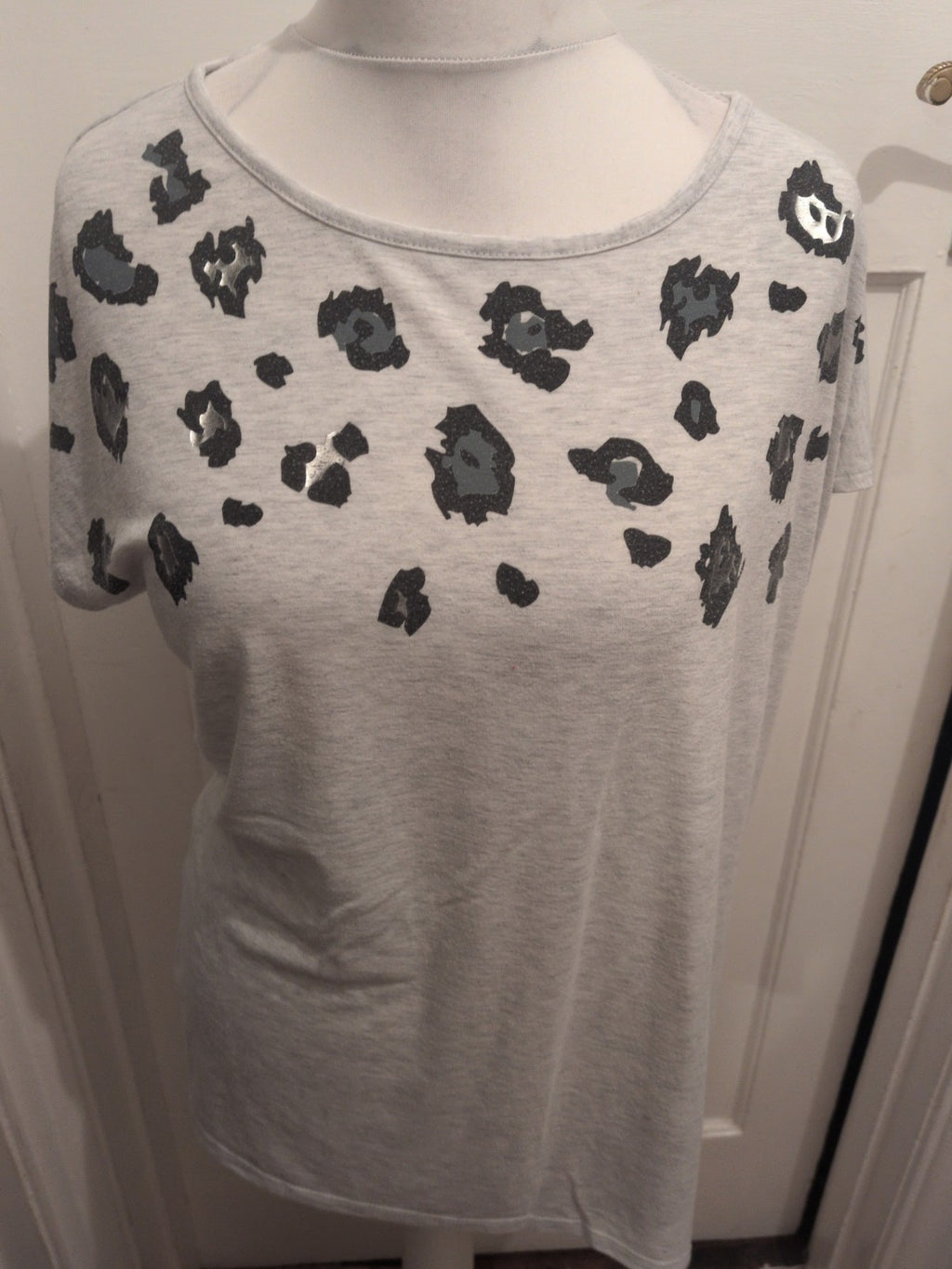 Ladies Love Leisure 16 Grey Print Short Sleeve T-shirt