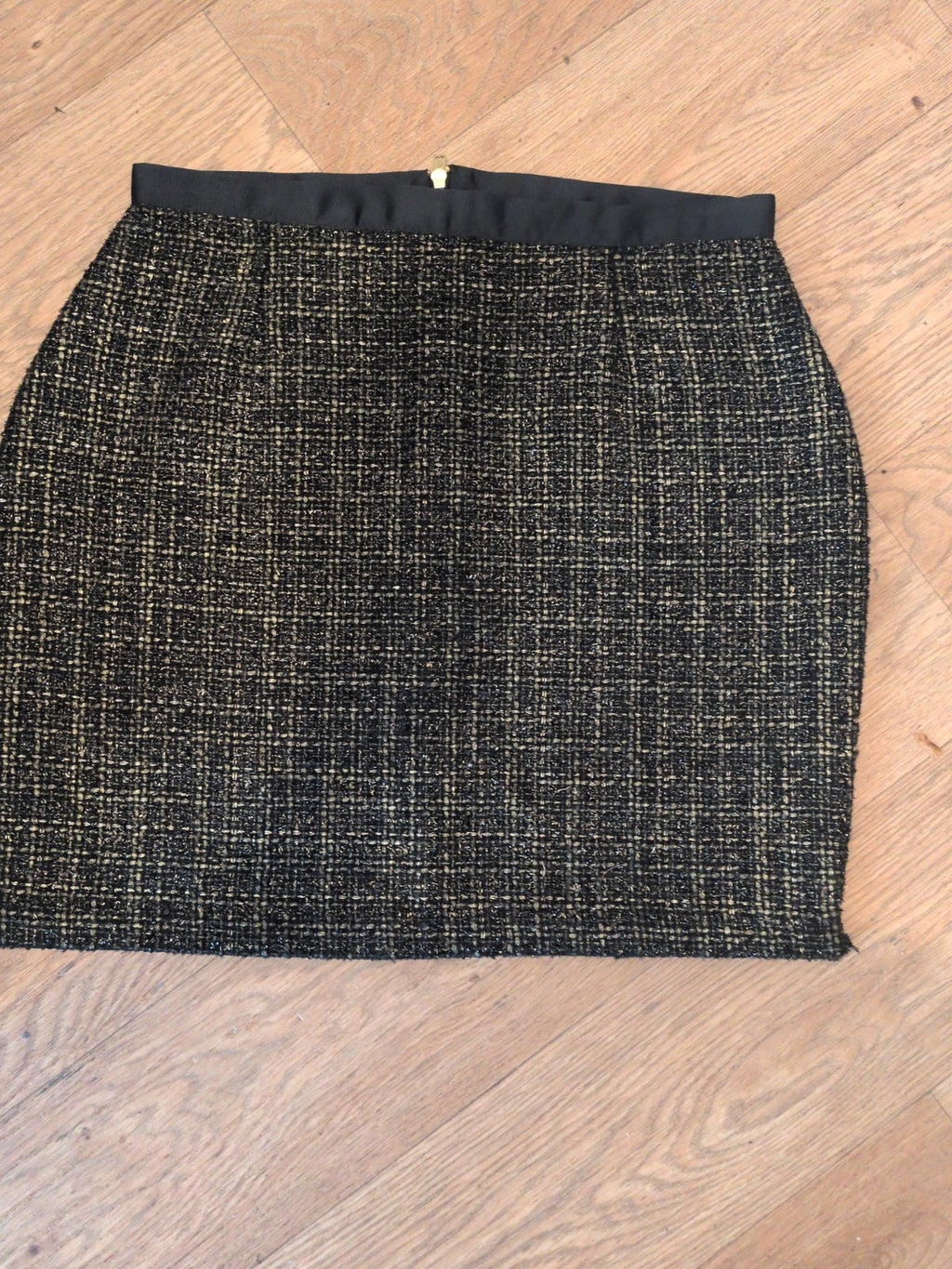 Ladies George Size 8 Black And Gold Short Skirt