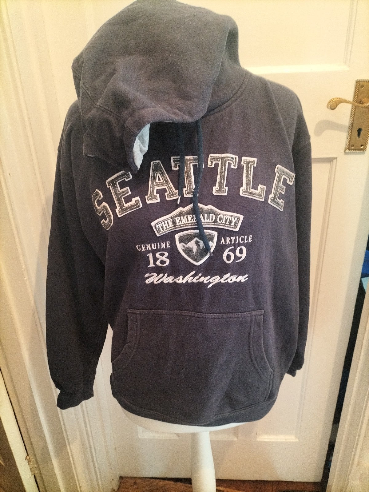 Mens Prairie Mountain Size M Navy Print Pullover Hoodie