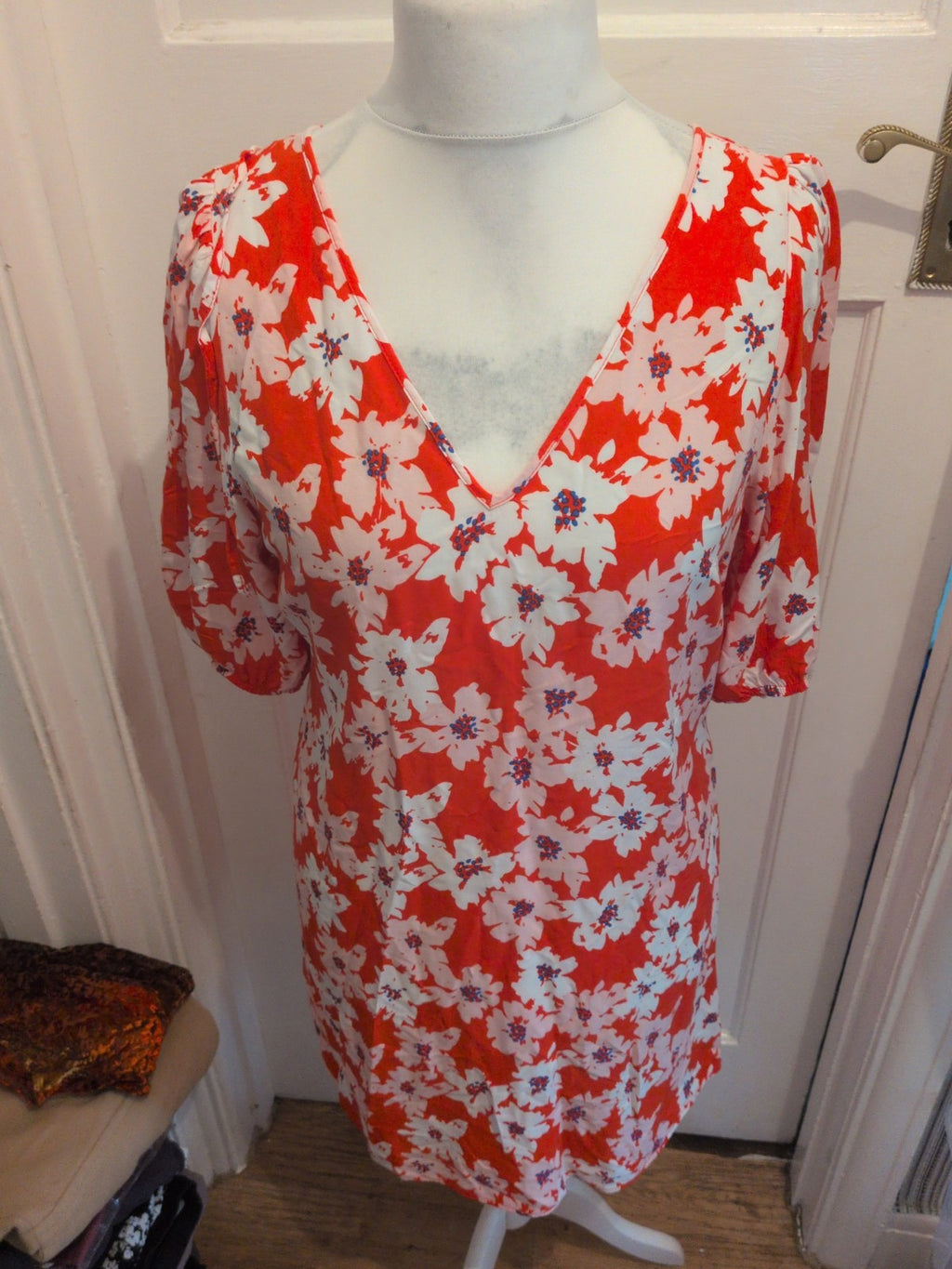 George 12 Red And White With Blue Floral Short Sleeve Dress