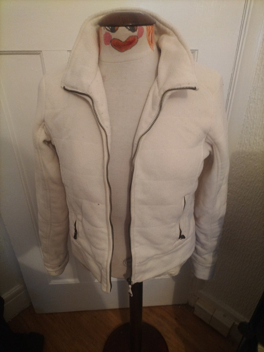 Ladies Champion Size Medium Winter White Zip Through Jacket