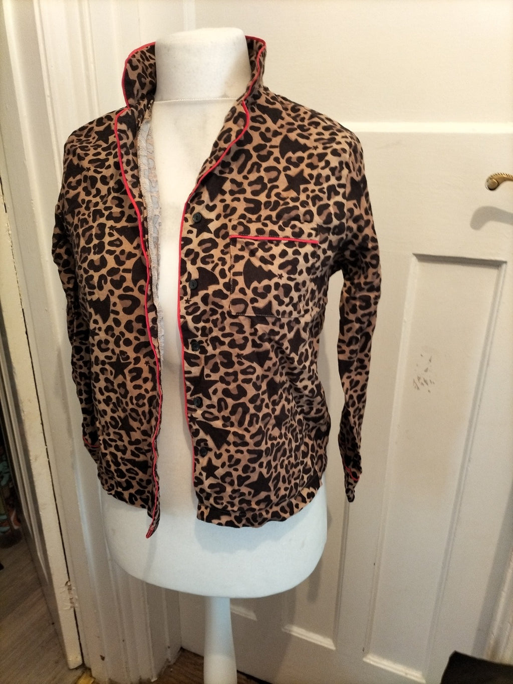 Ladies Always Dreaming Size 6 Leopard Print Pyjama Top