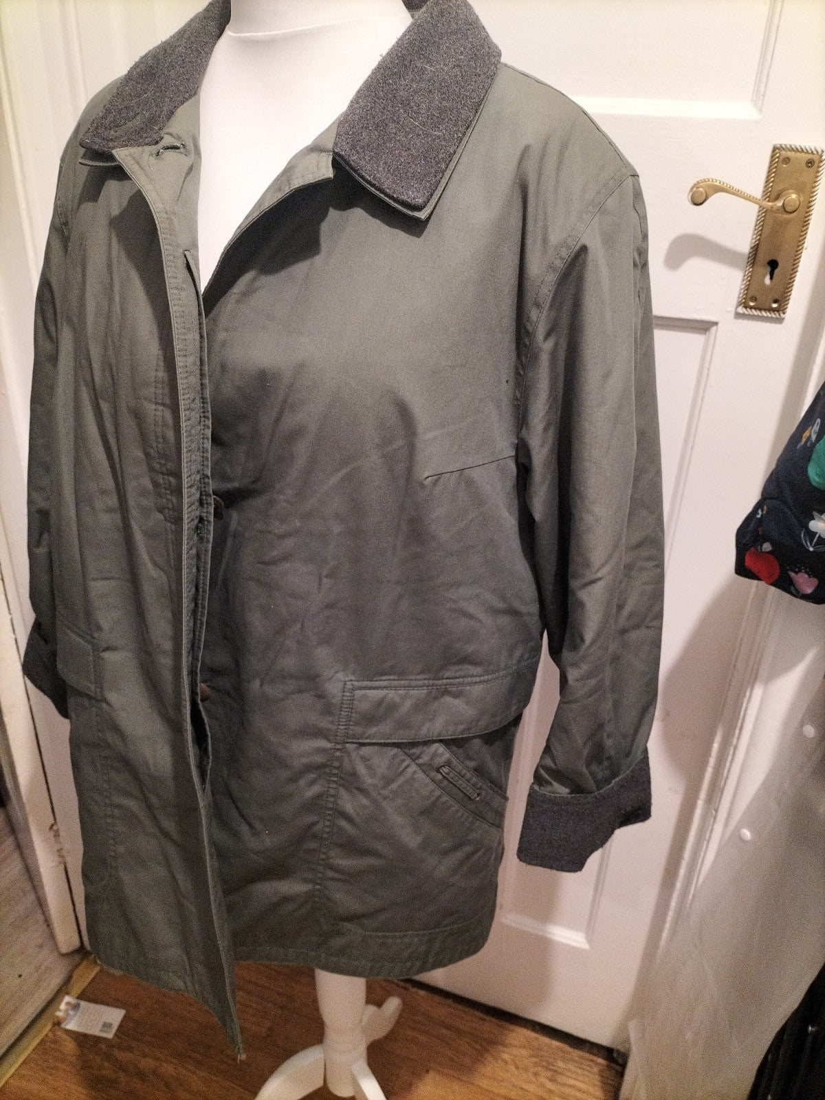 Ladies First Avenue Size 20 Khaki Lined Coat
