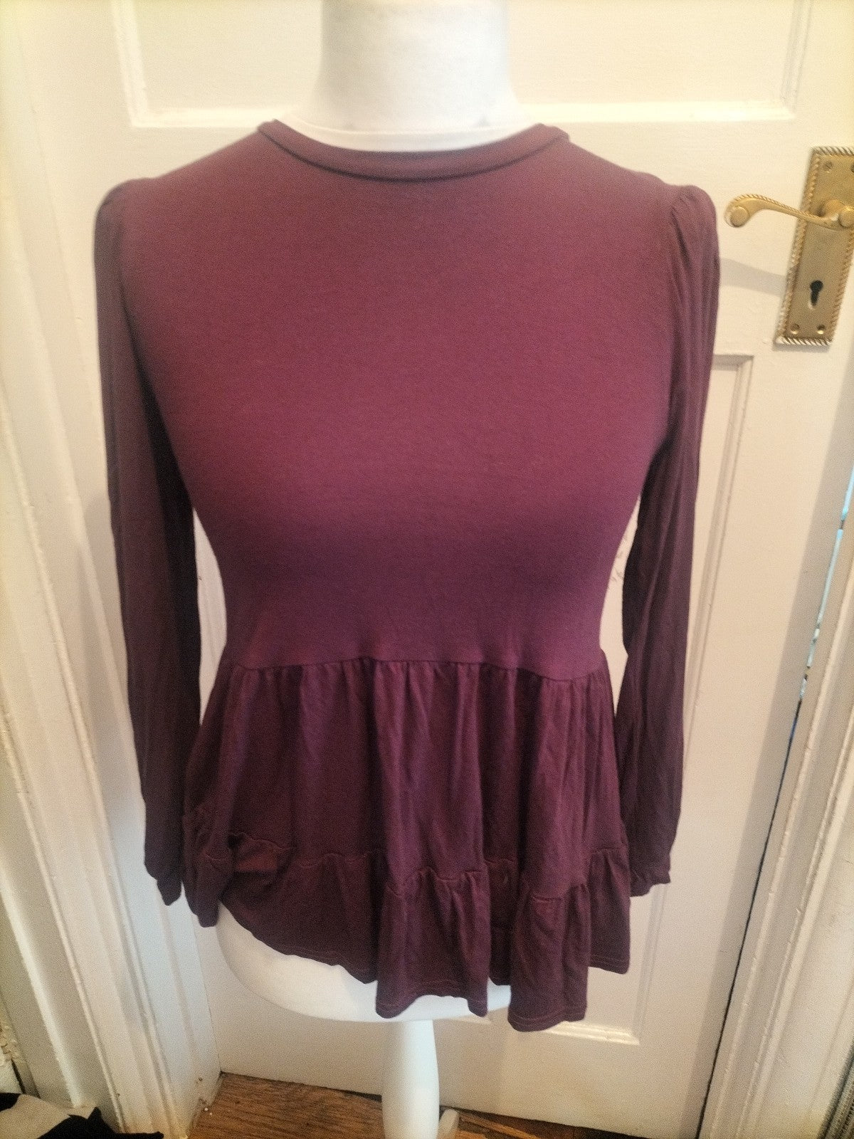 Ladies New Look Size 10 Purple Long Sleeved Flowy Blpuse