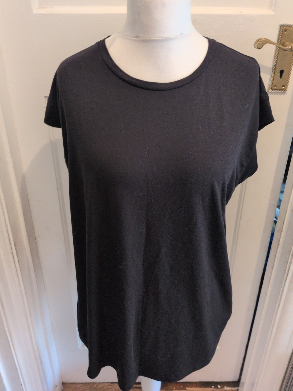 Ladies Primark Size Large Plain Black T-shirt