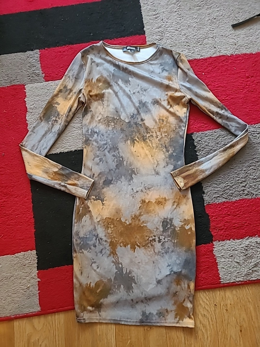 Ladies Missguided Size 6 Beige, Brown, Grey Long Sleeved Pencil Dress