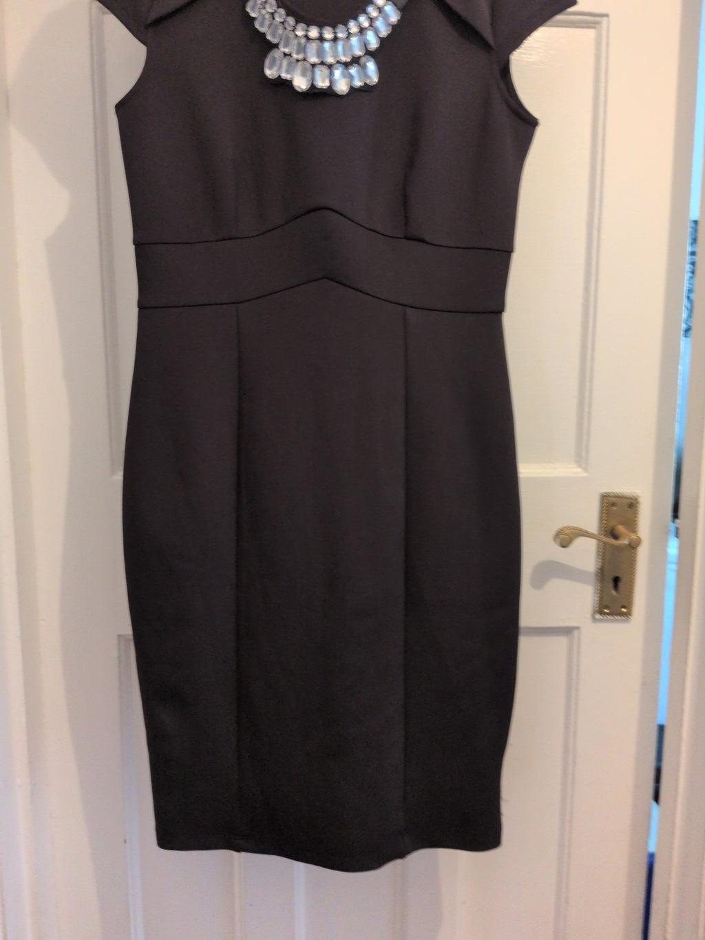 Ladies George Size 10 Black Short Sleeve Round Neck Diamonte Neck Dress.