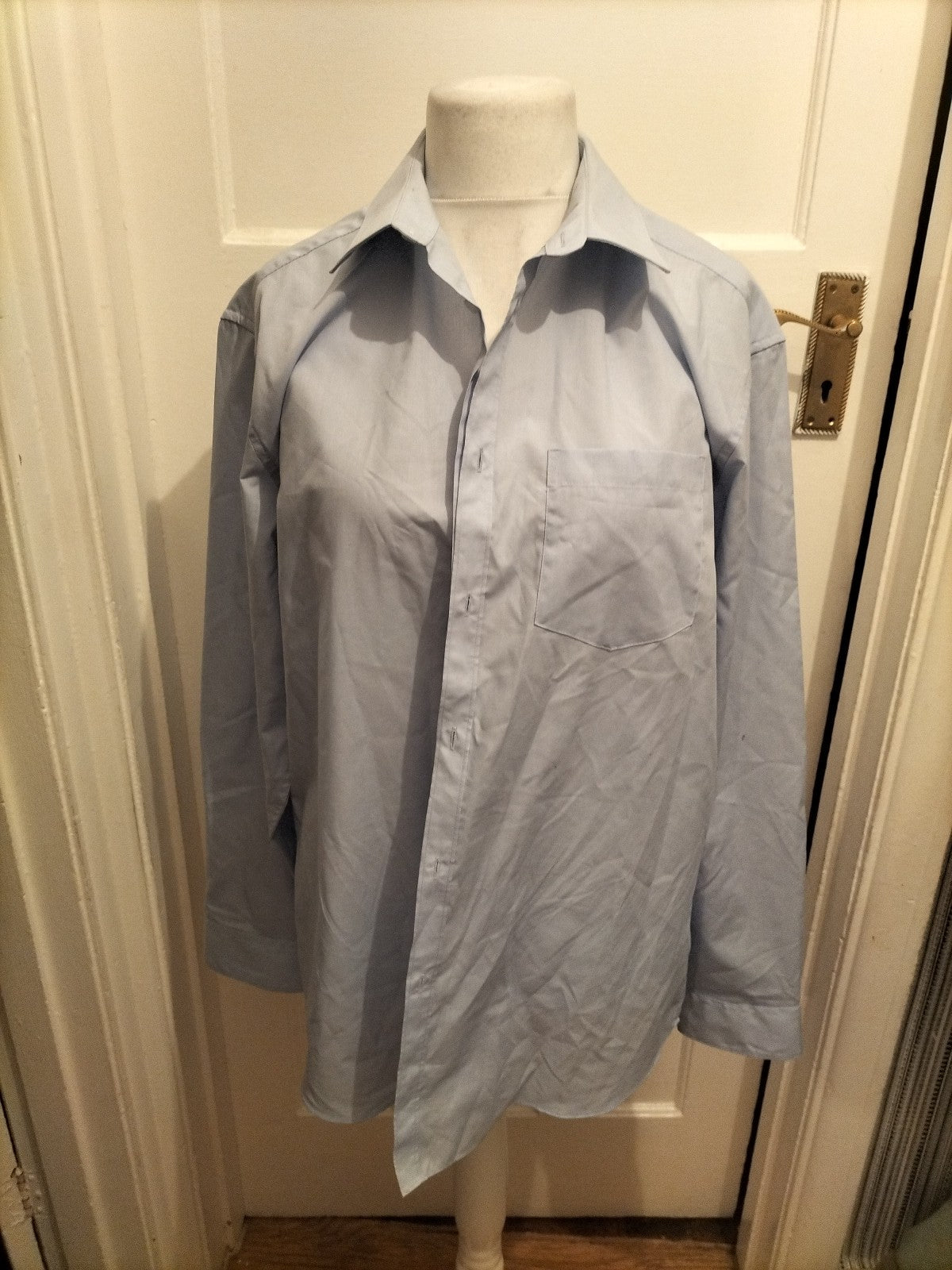 Ladies Taylor&Wright Size 17 Pale Blue Regular Fit Long Sleeved Shirt