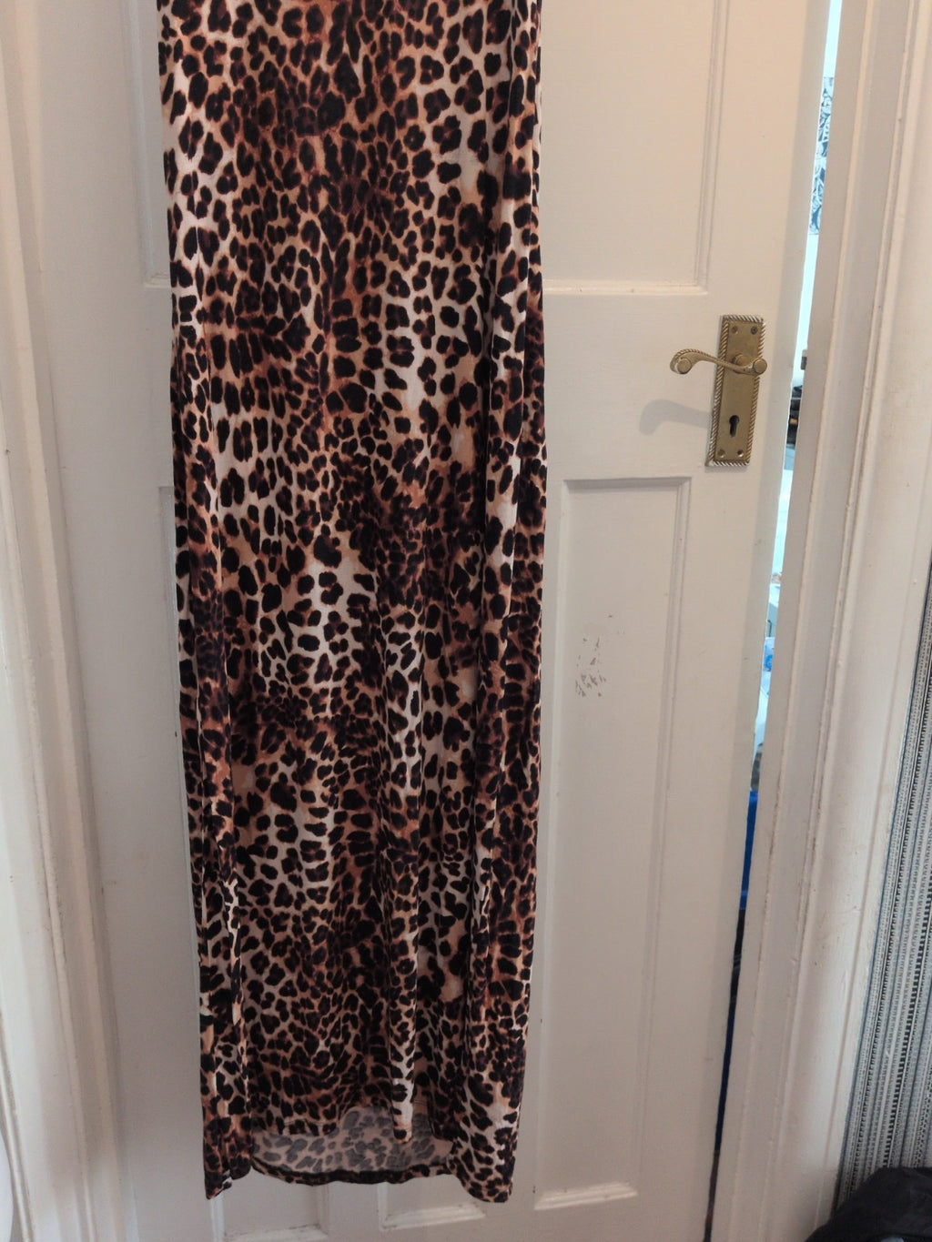H&M Medium Leopard Print Sleeveless Long Length Dress