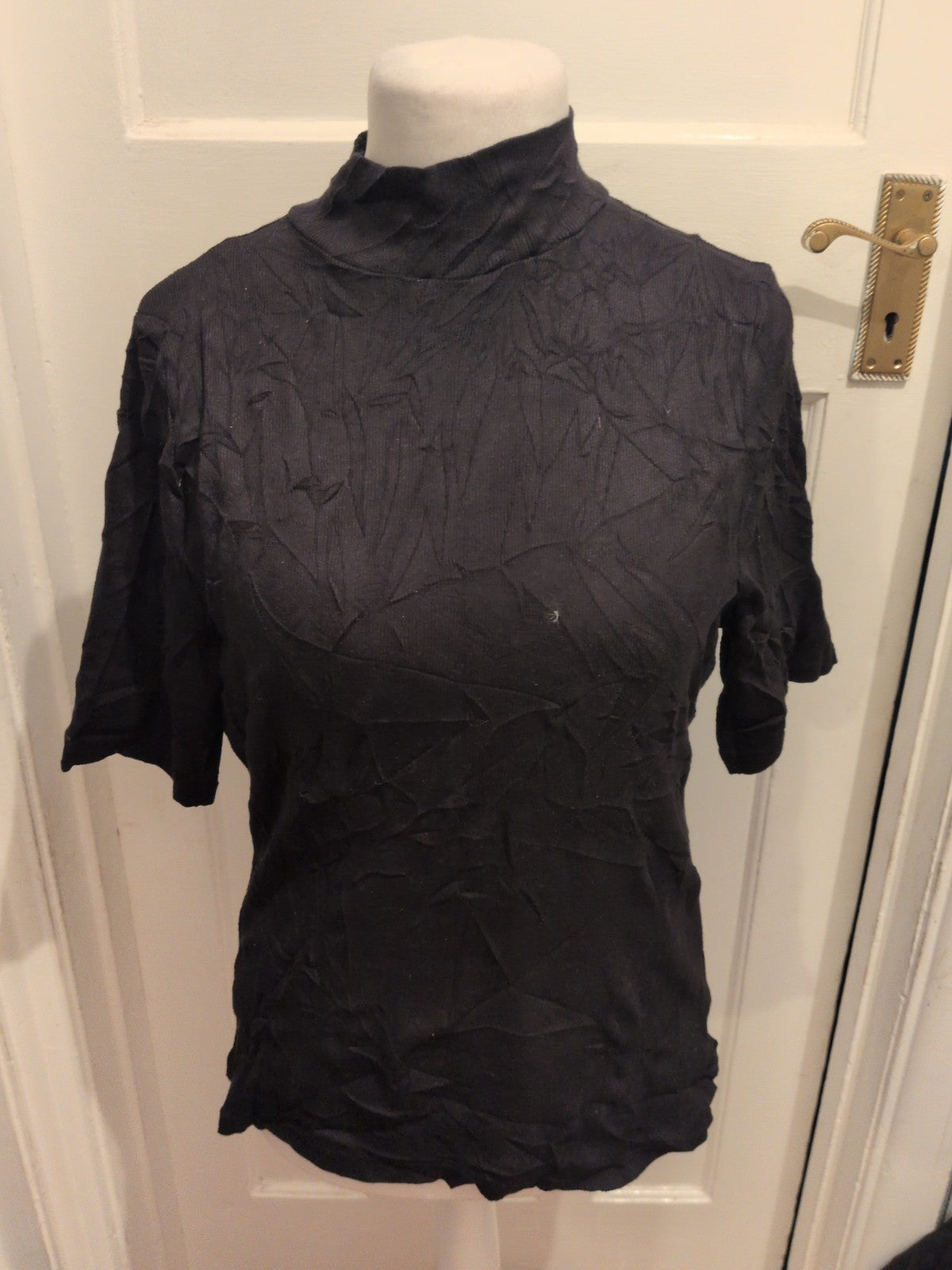 George 18 High Neck Half Sleeve Black T-shirt