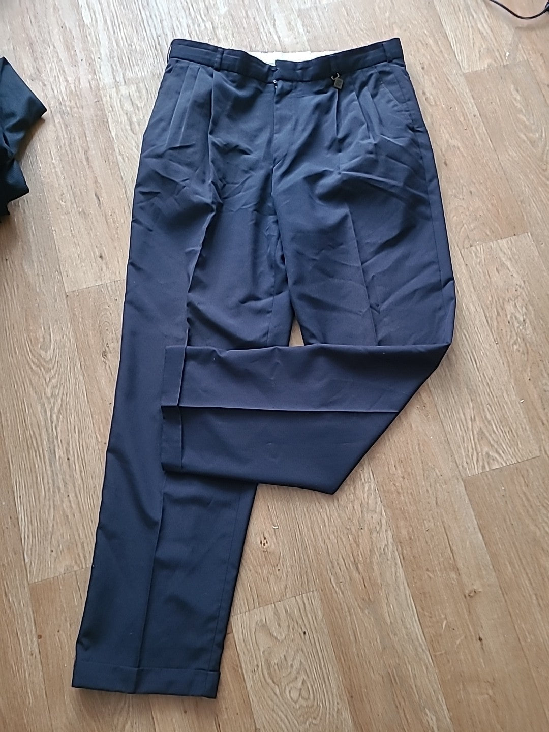 Mens Rhythm  Size 38x33 Black Trousers