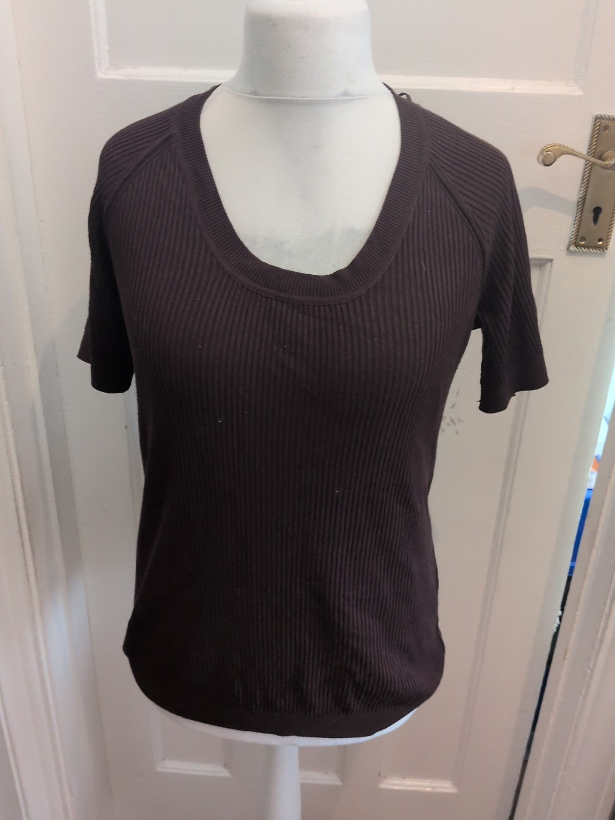 Kabi XL Dark Brown Ribbed Short Sleeve Top