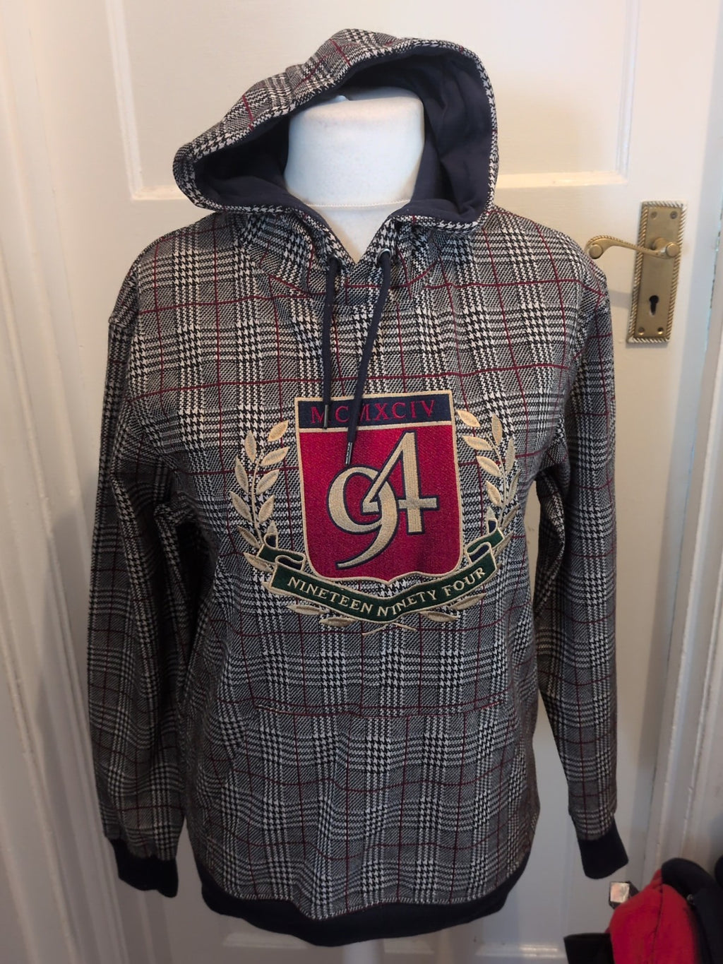 Ladies Primark Size M Black/Red/Red Long Sleeved Pullover Hoodie