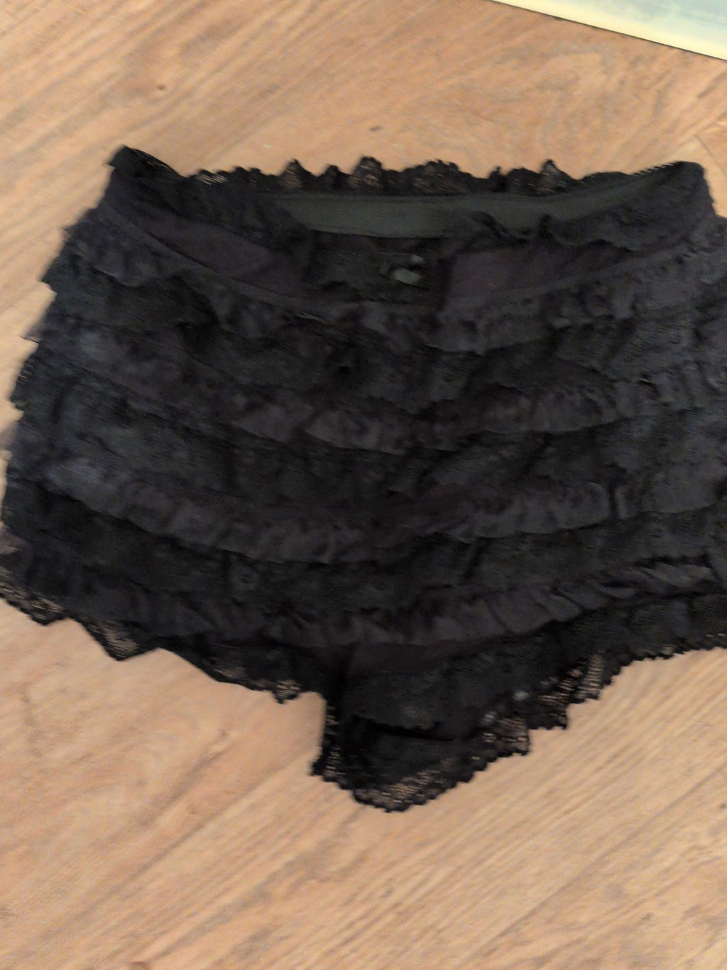 Shein Small Black Fully Frilly Elasticated Shorts