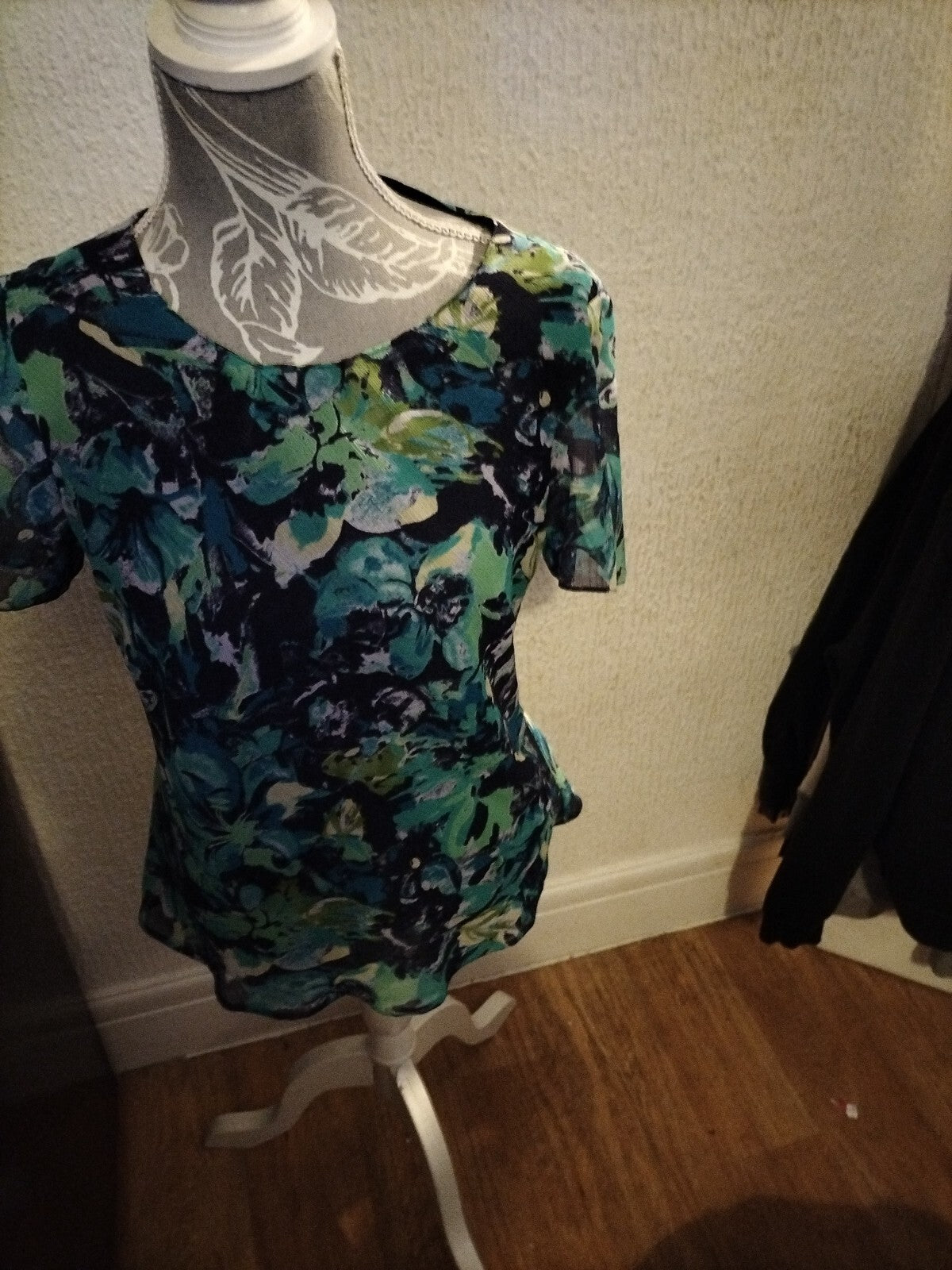 Ladies H&O 12 Multi Floral Short Sleeved Lined Blouse