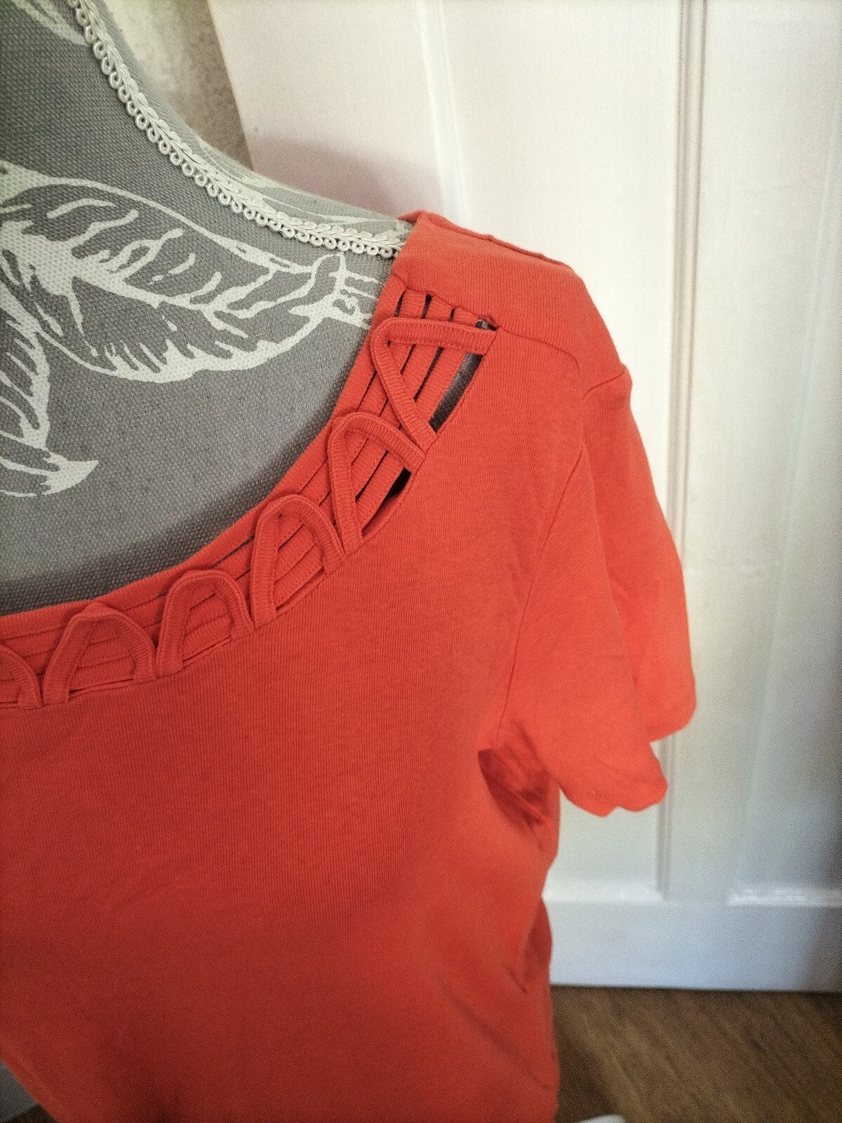 Ladies Size Medium Orange Short Sleeved Blouse