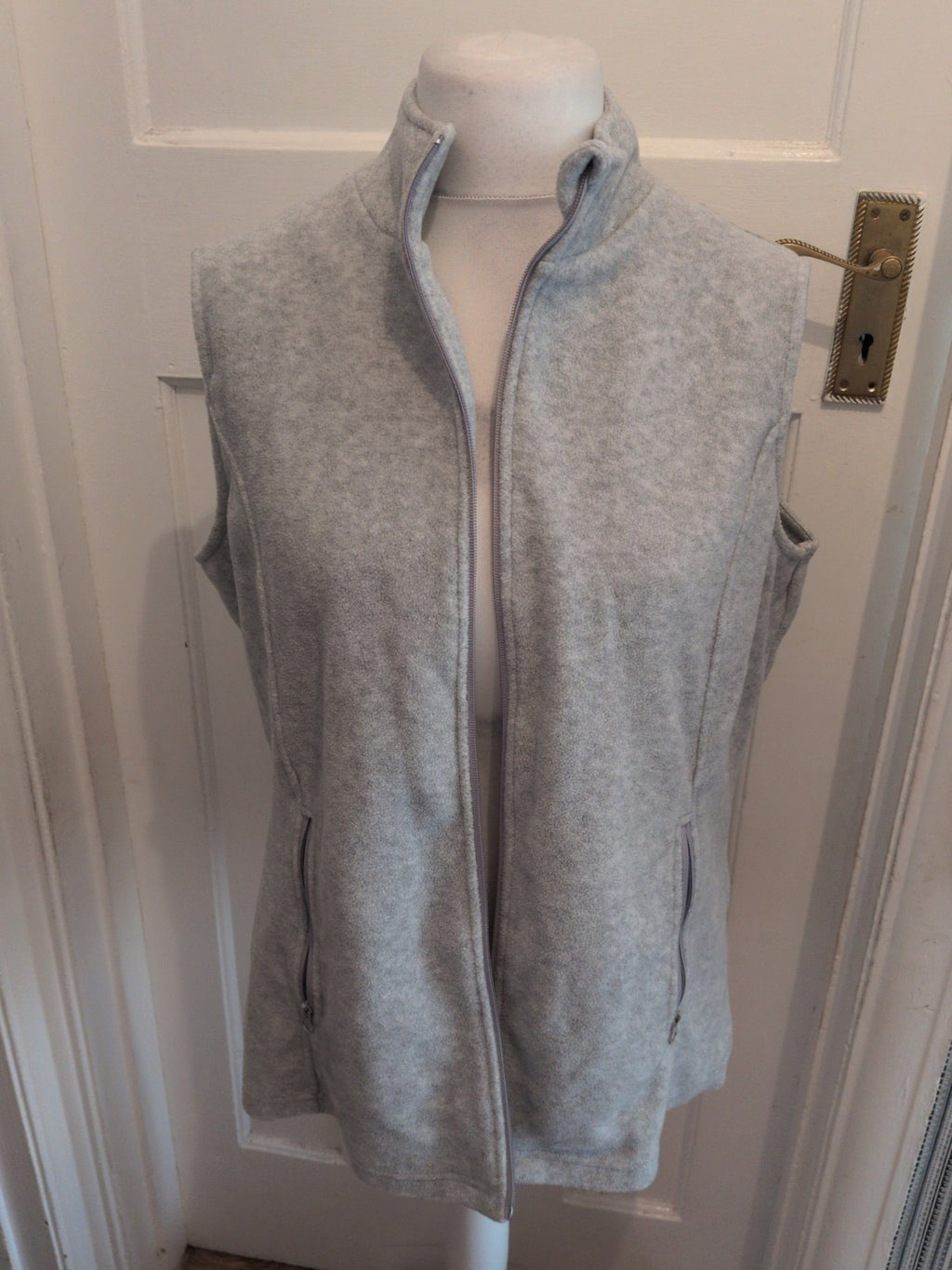 Damart 18/20 Grey Full Zip Gilet