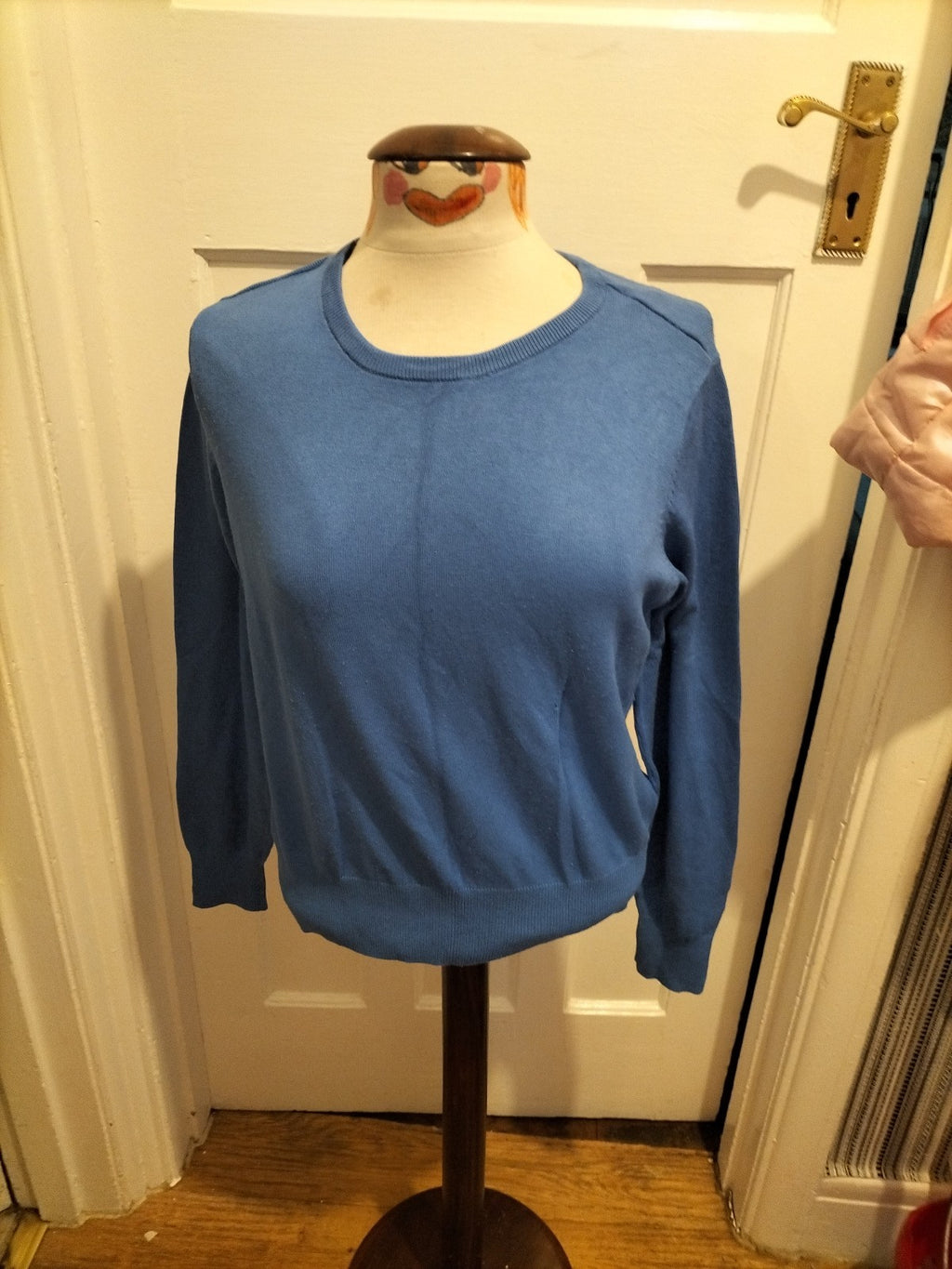 Ladies H&M Size Medium Blue Long Sleeved Pullover Jumper