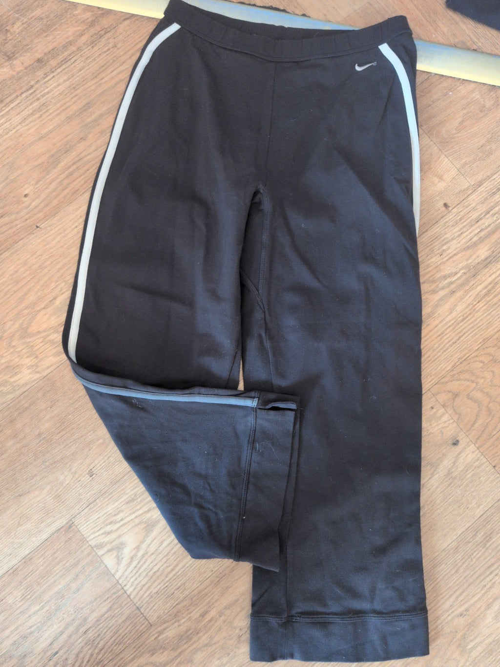 Nike Youth Medium Black Slight Stretch Trousers