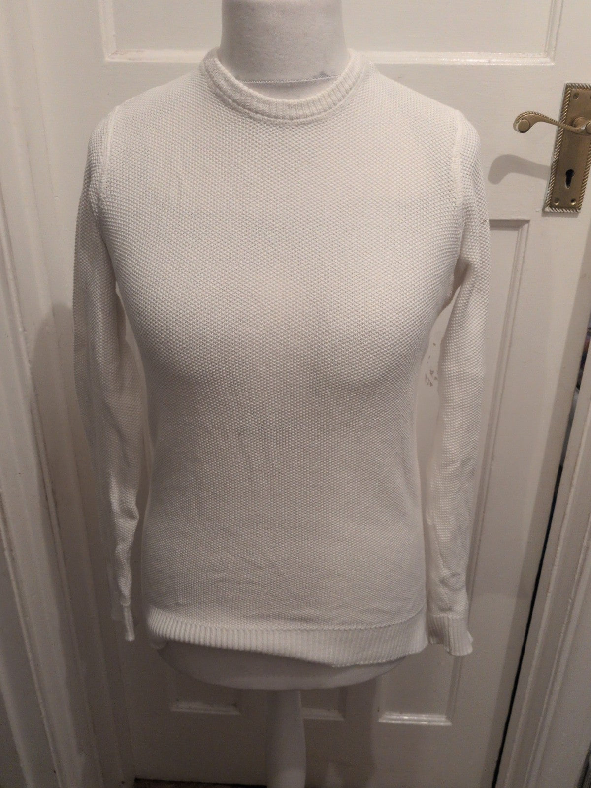 Primark Small White Round Neck Pullover Jumper Textured