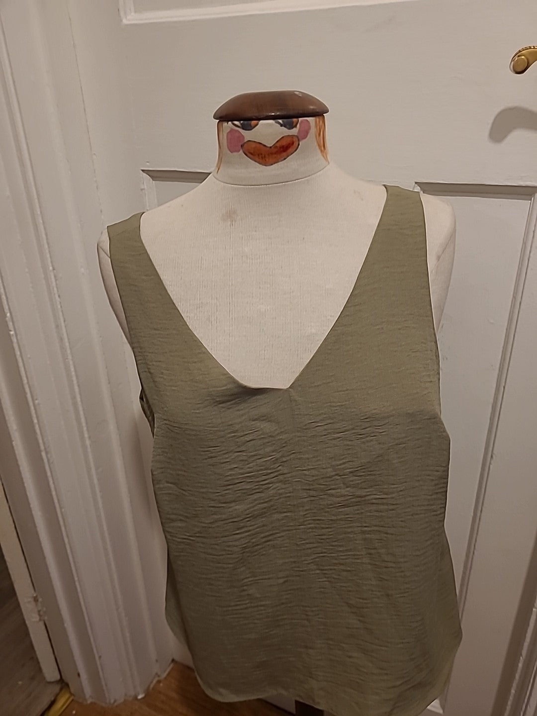 Ladies George Size 14 Khaki Sleeveless Vest Tank Tshirt