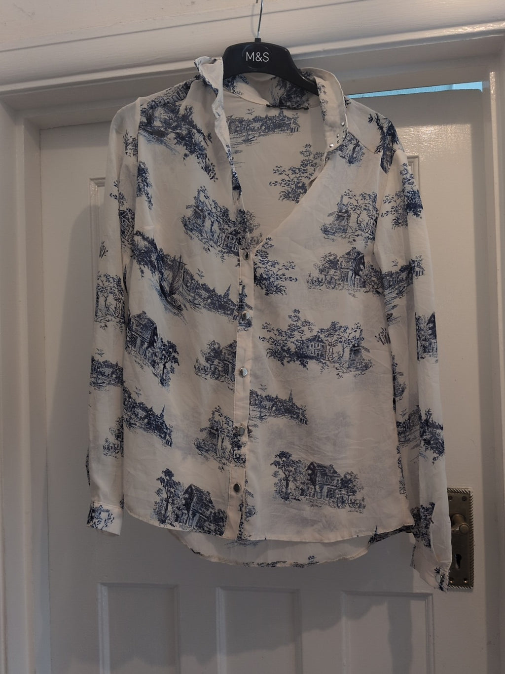 Primark 12 Blue And Cream Long Sleeve Buttoned Blouse