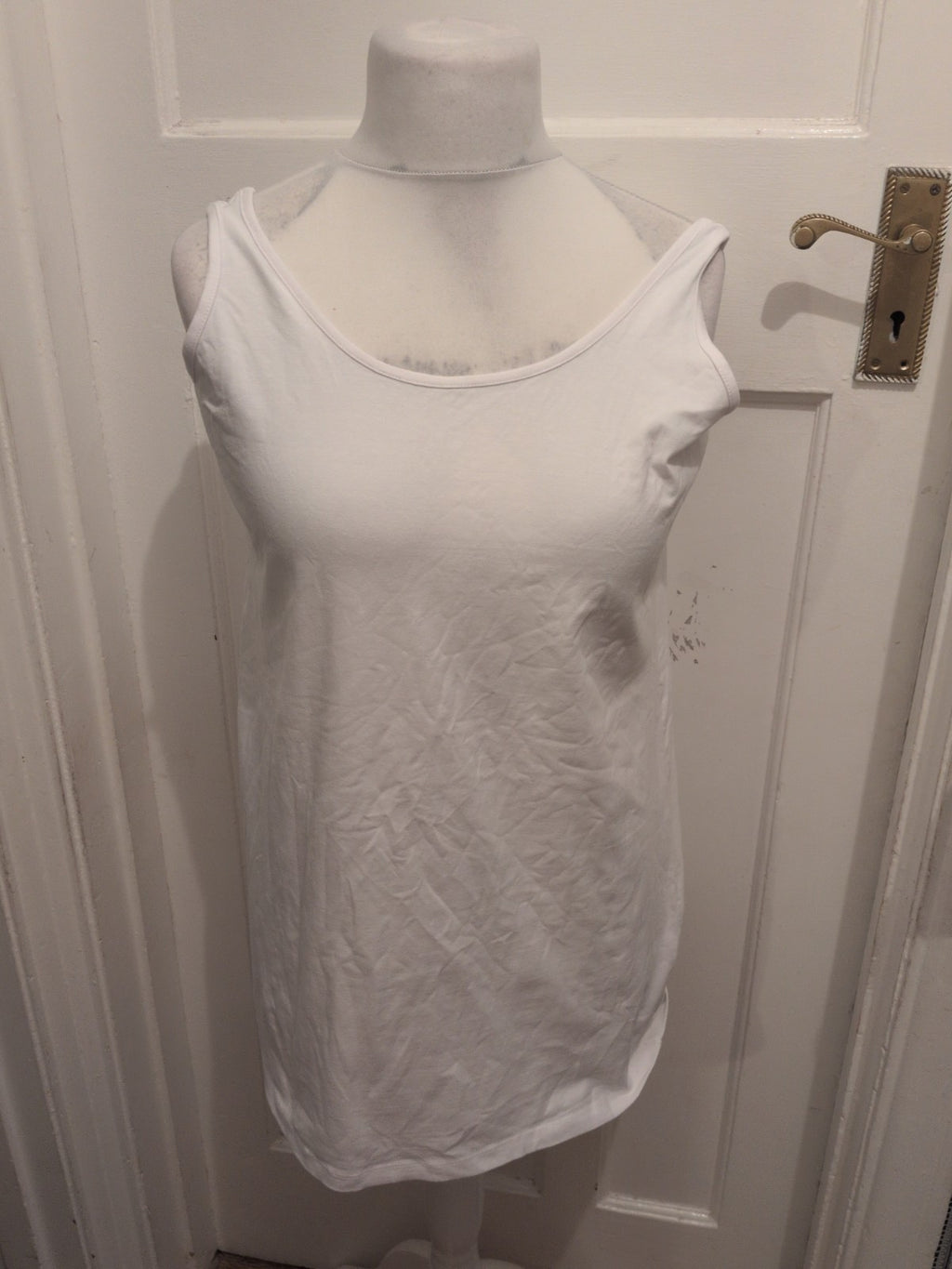 Yours 16 White Sleeveless Tank Vest Top