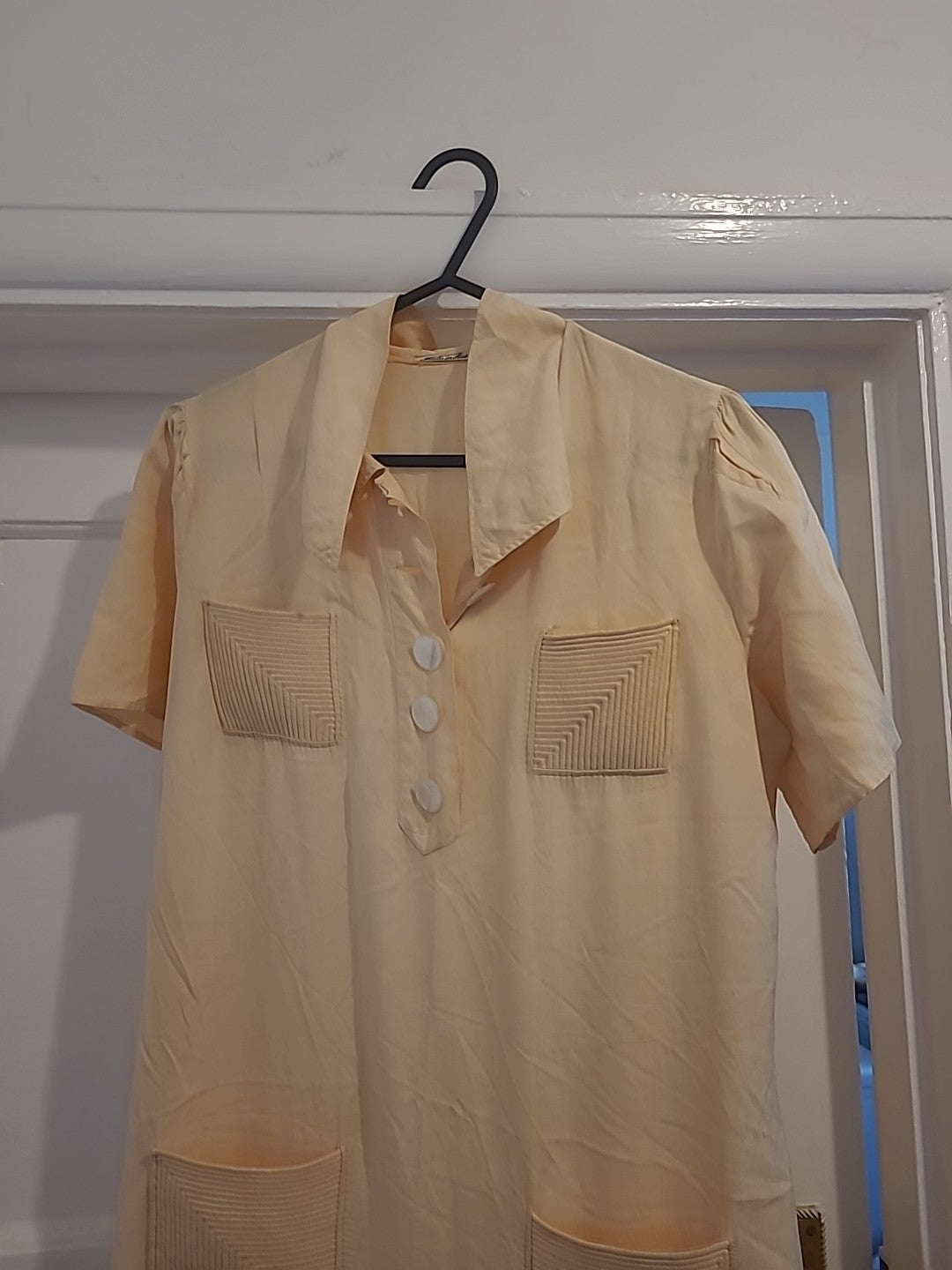 Ladies Size Small Beige/ Cream Short Sleeve Long Dress Vintage