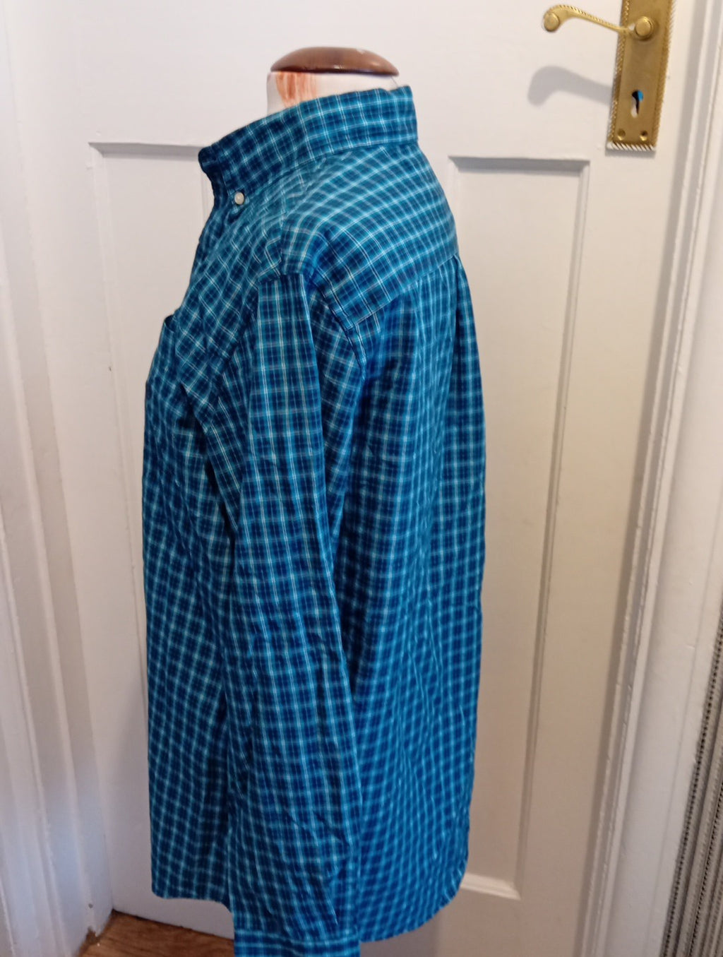 Mens Chaps Size Medium Turquoise Check Easy Care Long Sleeved Shirt